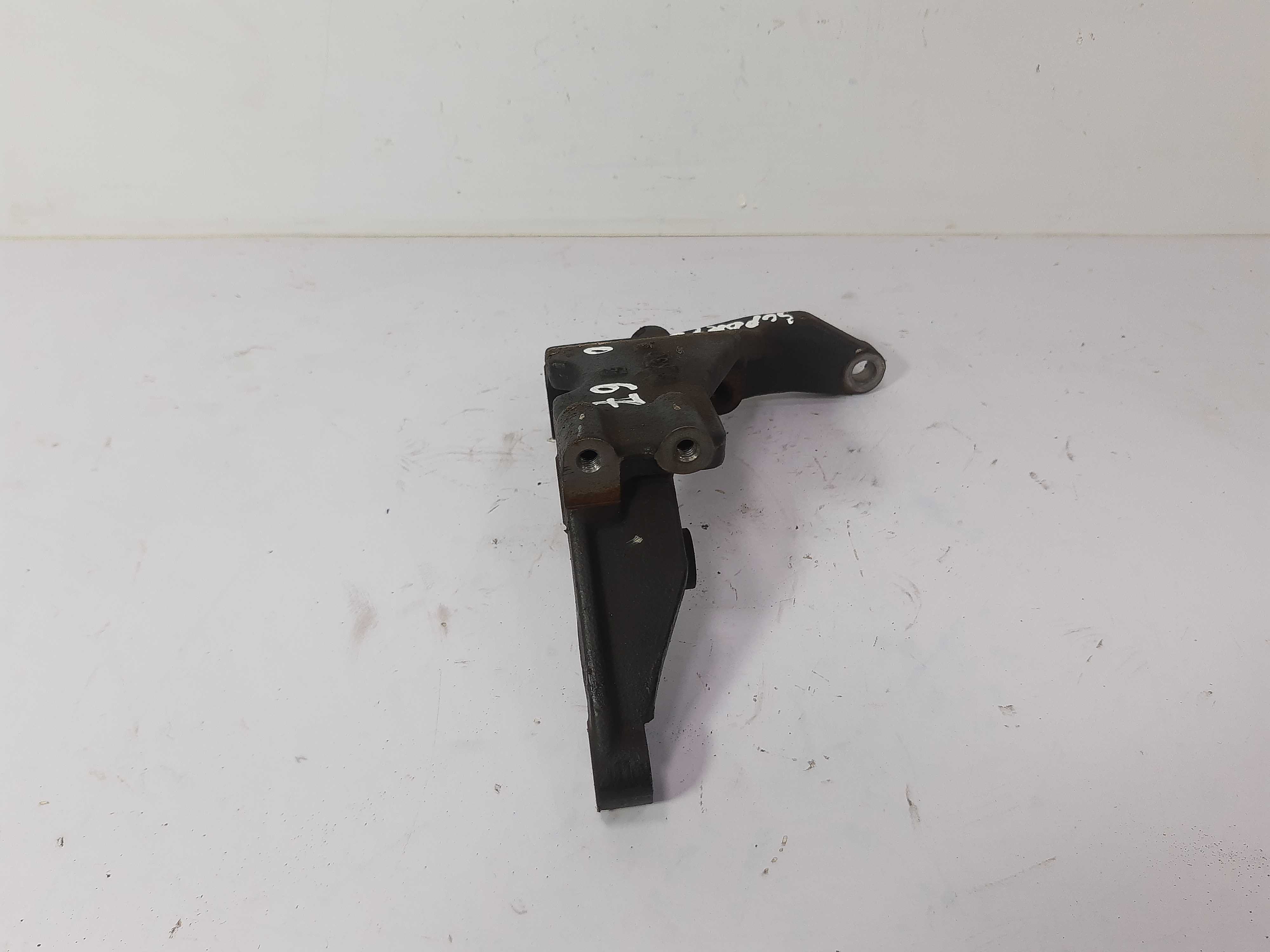 Suporte Bomba Alta Mitsubishi Pajero Full 3.2 2008 A 2018