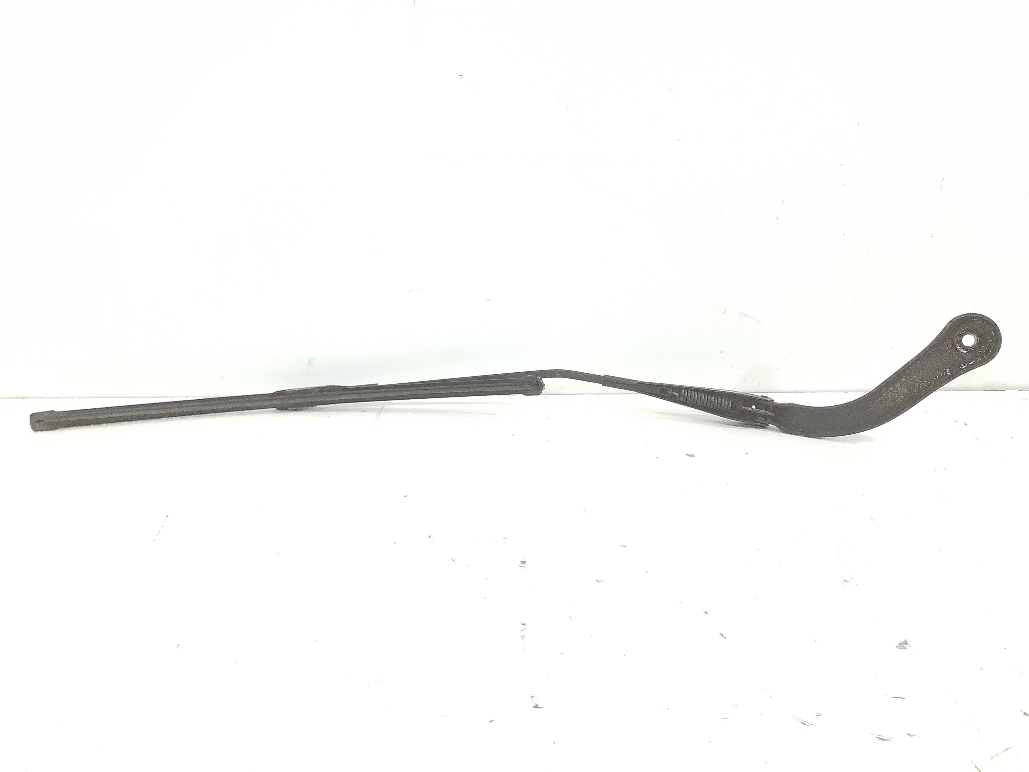 Braço Limpador Parabrisa Direita Bmw 320i 2006 2007 Á 2012