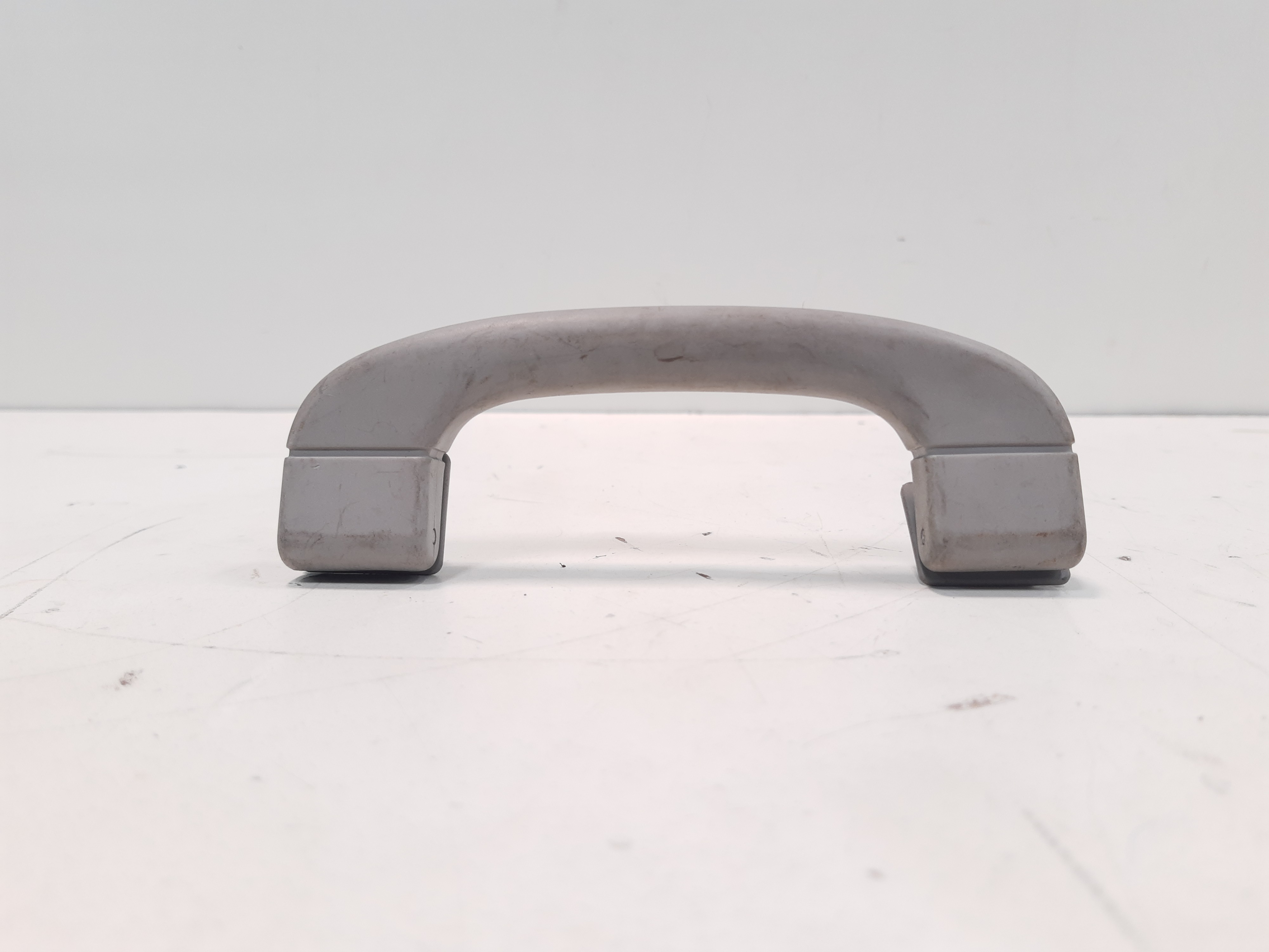 Alça Pega Mão Traseira Esquerda Bmw 320i 2006 2007 Á 2012