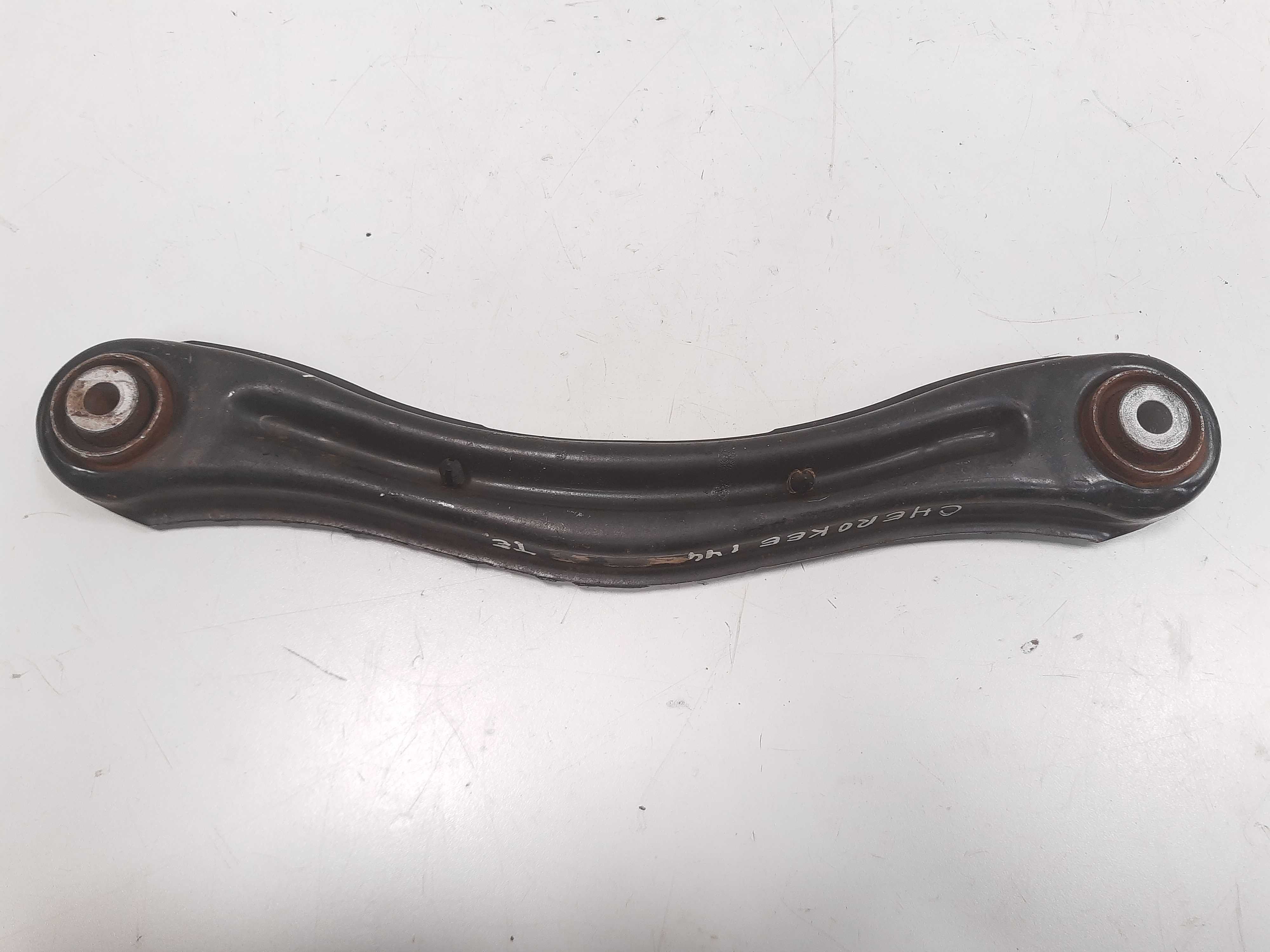 Braço Traseira Esquerda Jeep Cherokee 2011 Á 2015