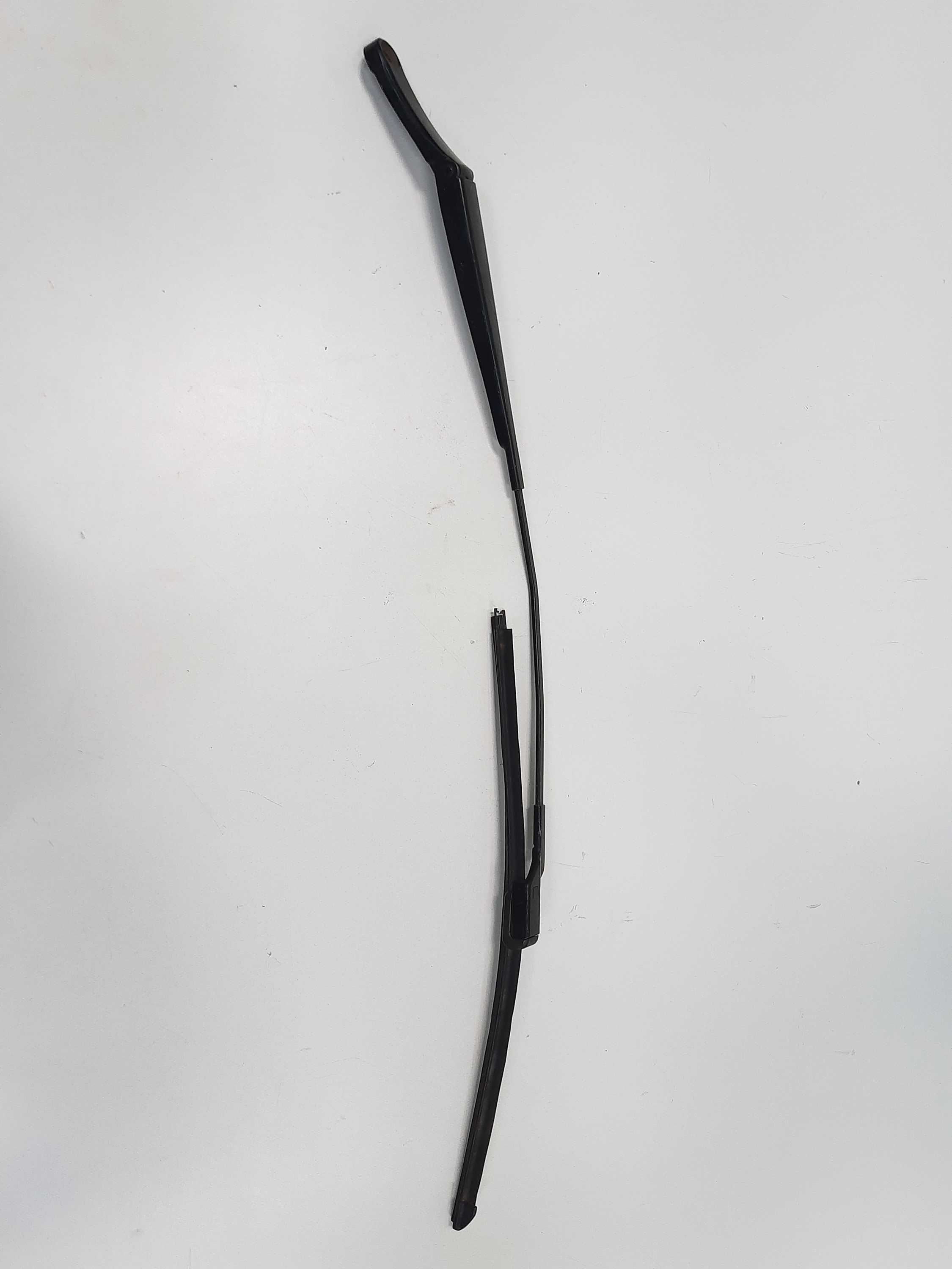 Braço Limpador Direito Parabrisa Vw Passat 2008 2009 A 2012