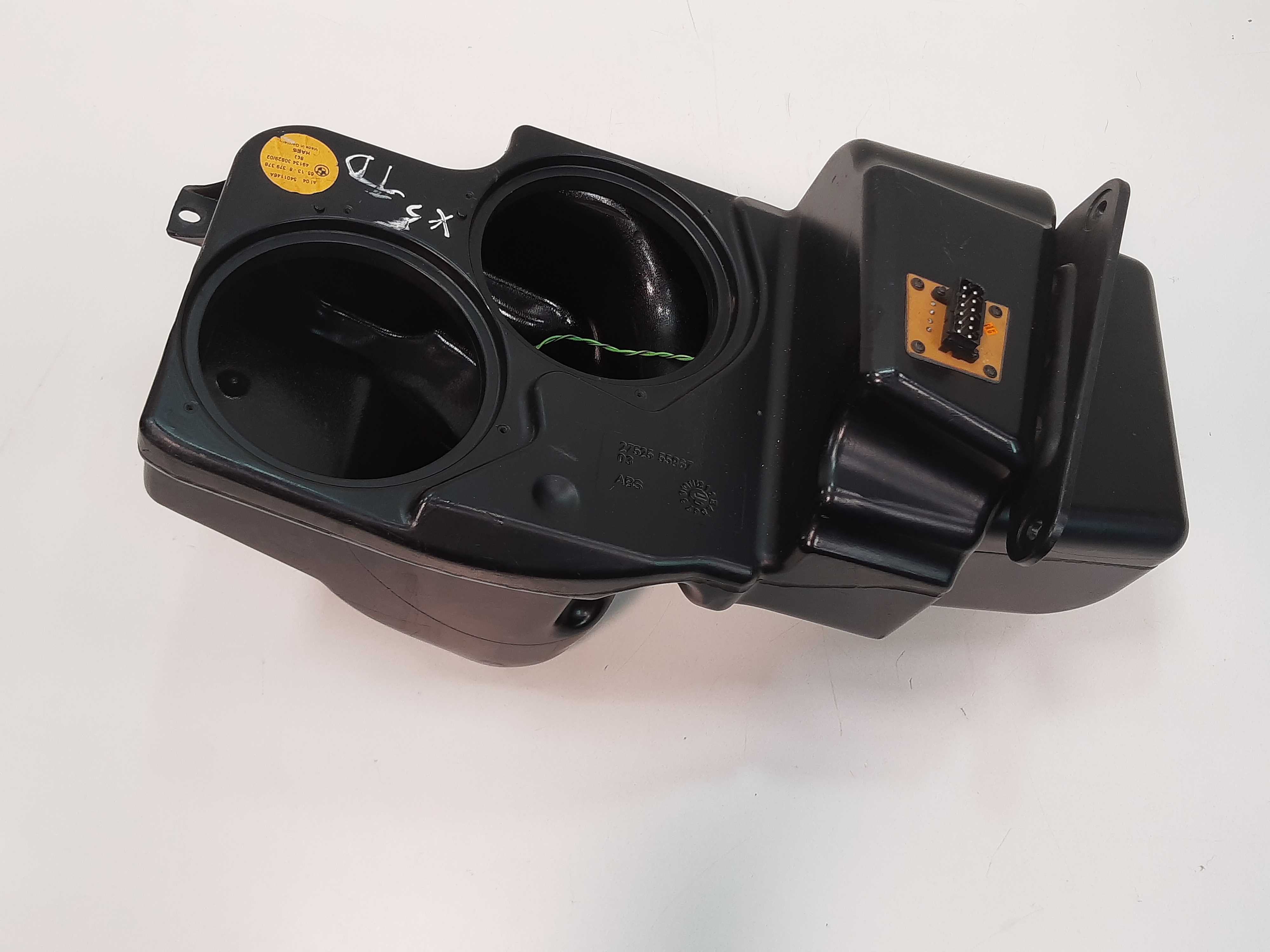 Caixa Subwoofer Som Traseiro Direito Bmw X5 2000 A 2006