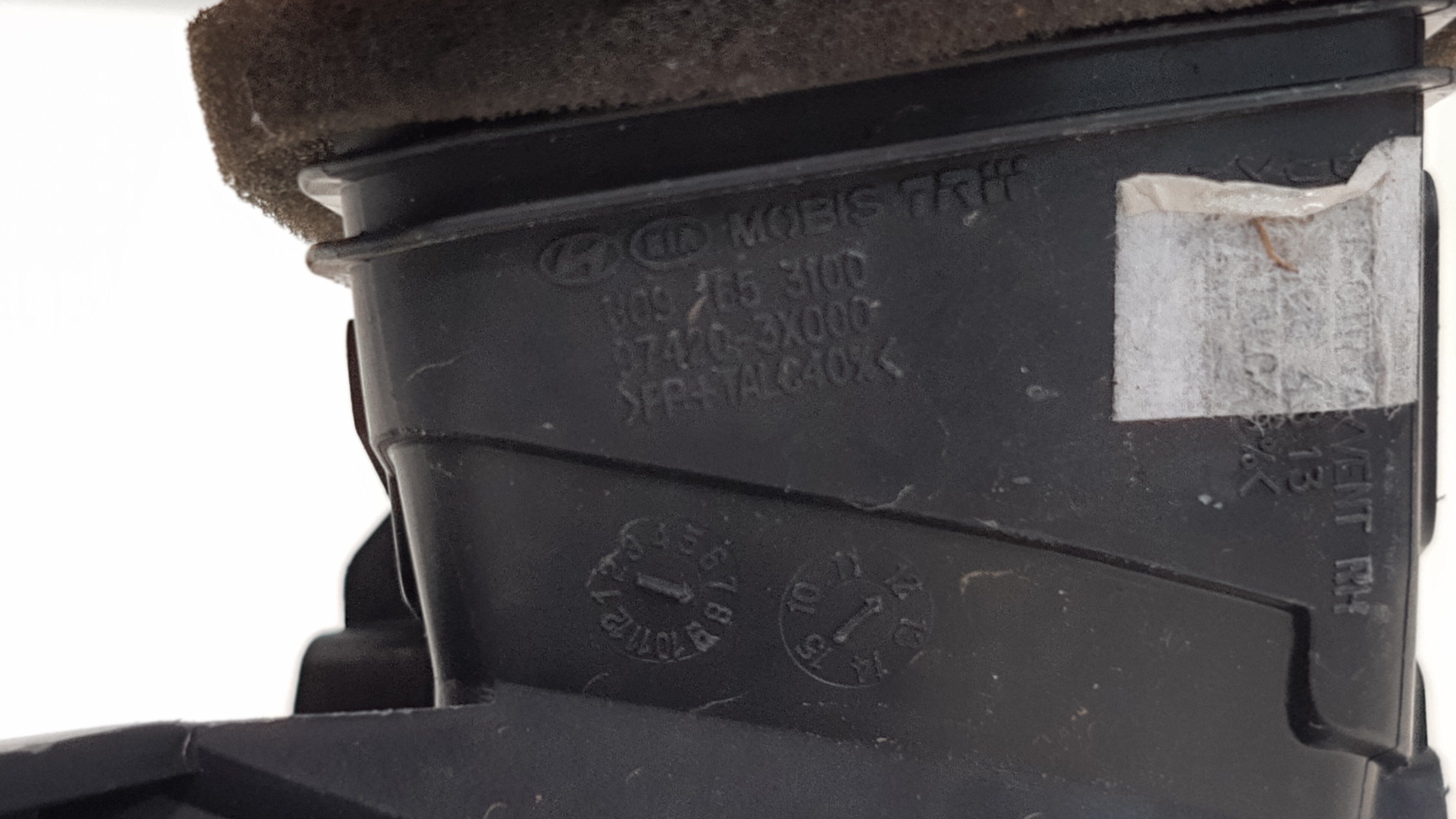 Difusor Ar Dianteiro Direito Hyundai Elantra 2010 Á 2015