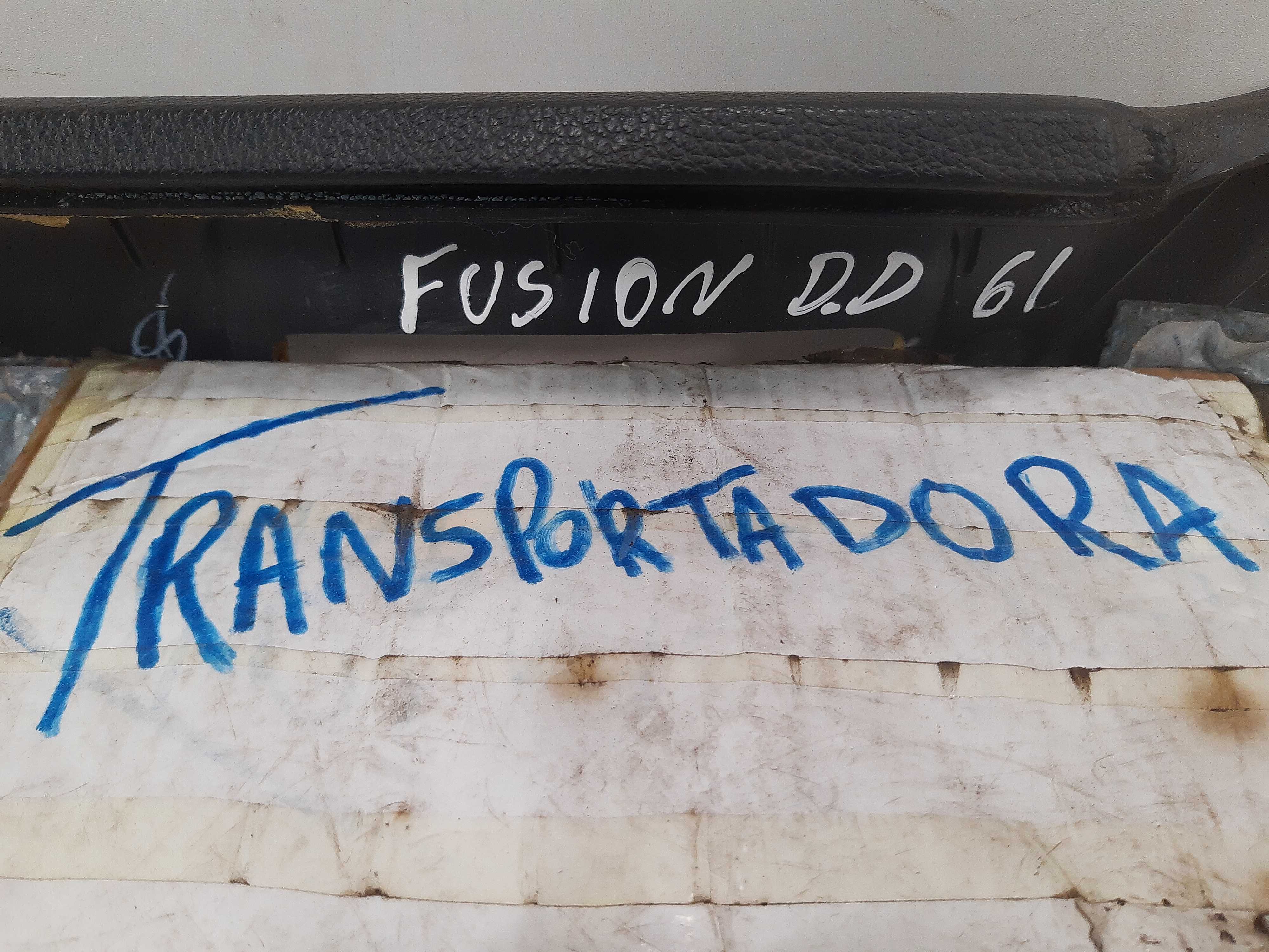 Forro Porta Dianteira Direita Ford Fusion 2006 2007 Á 2009 Preto