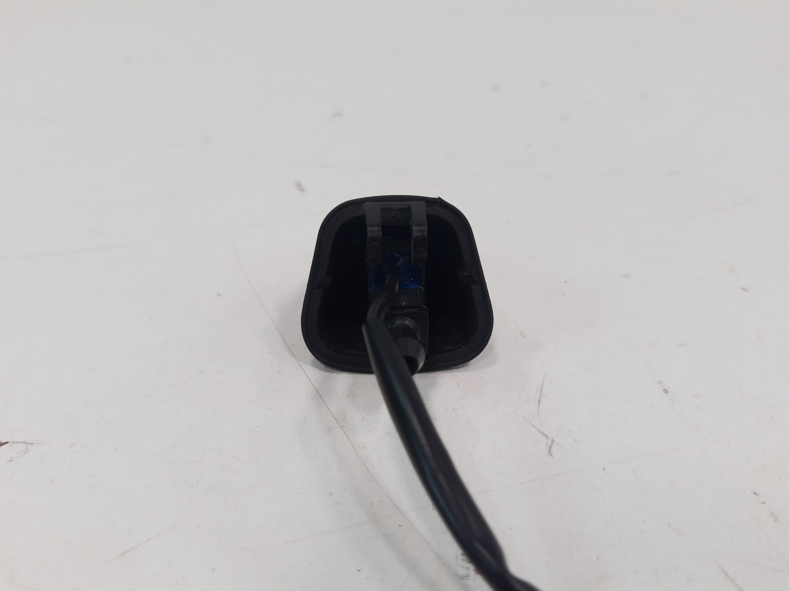 Brucutu Direito Capô Bmw 325i 2006 2007 2008 09 10 11 12 Xx