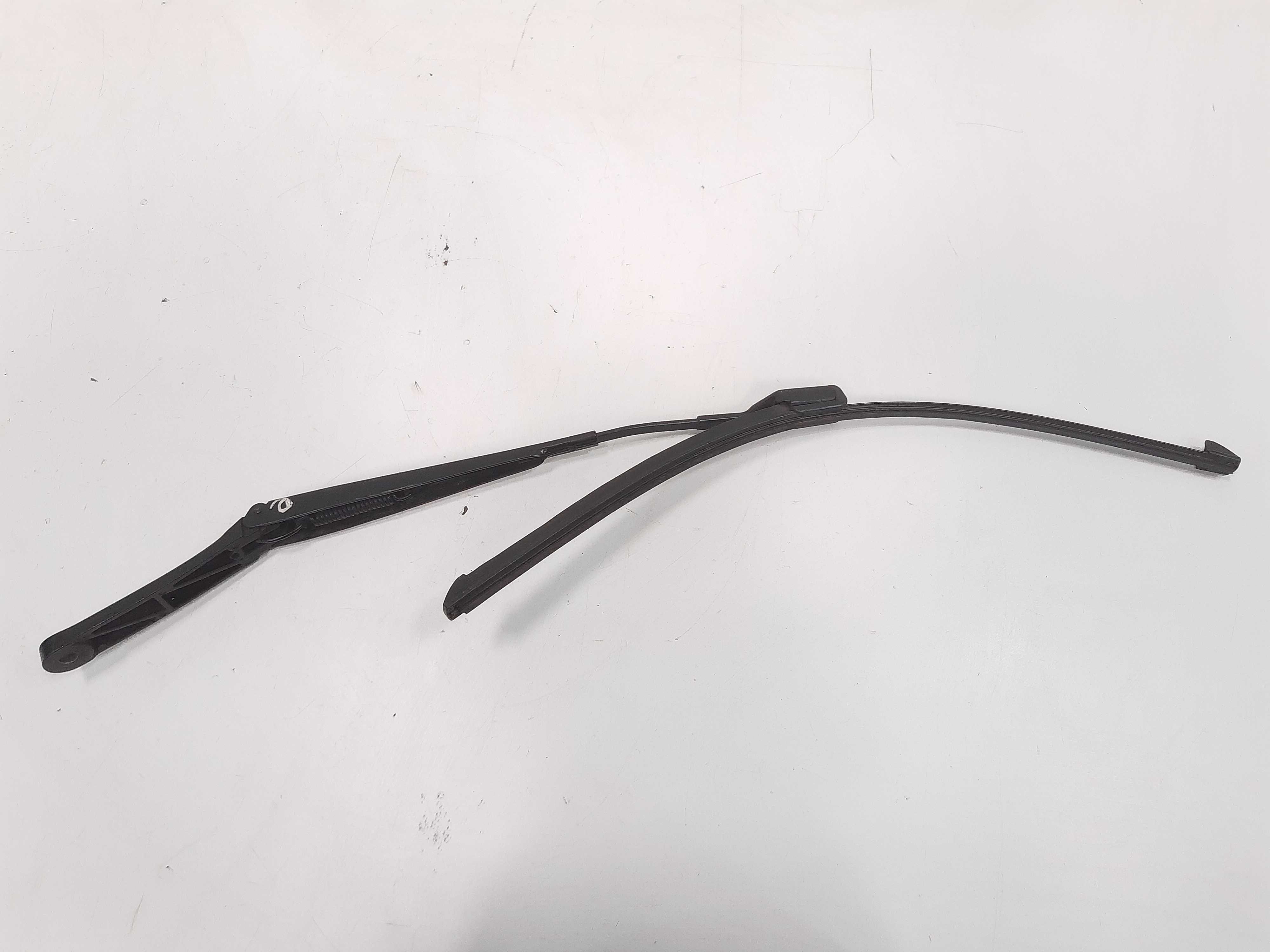 Braço Esquerdo Limpador Volkswagen Passat 06 Á 10 Xx