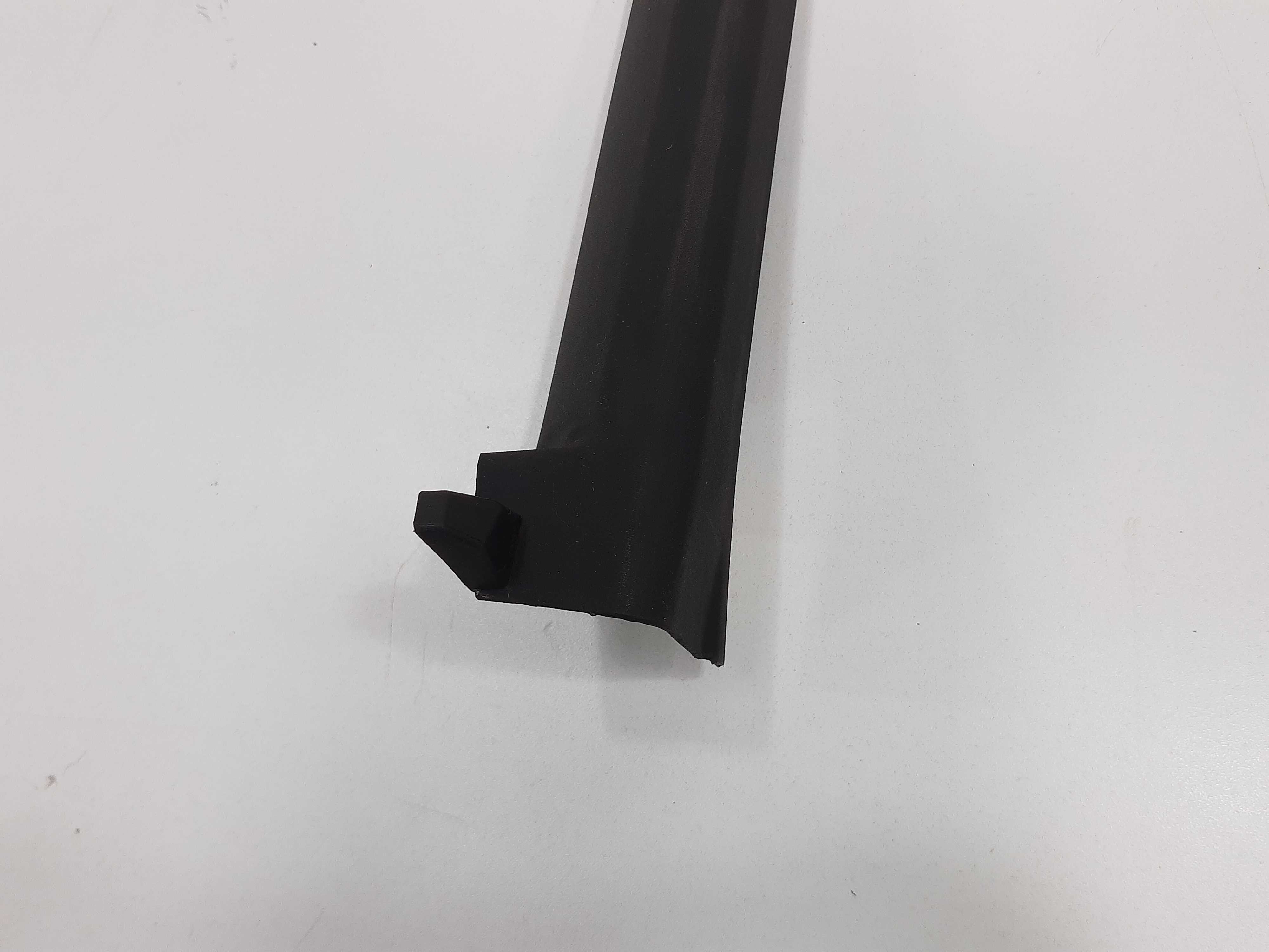 Guarnição Porta Dianteira Direita Freelander 2 2007 A 2012