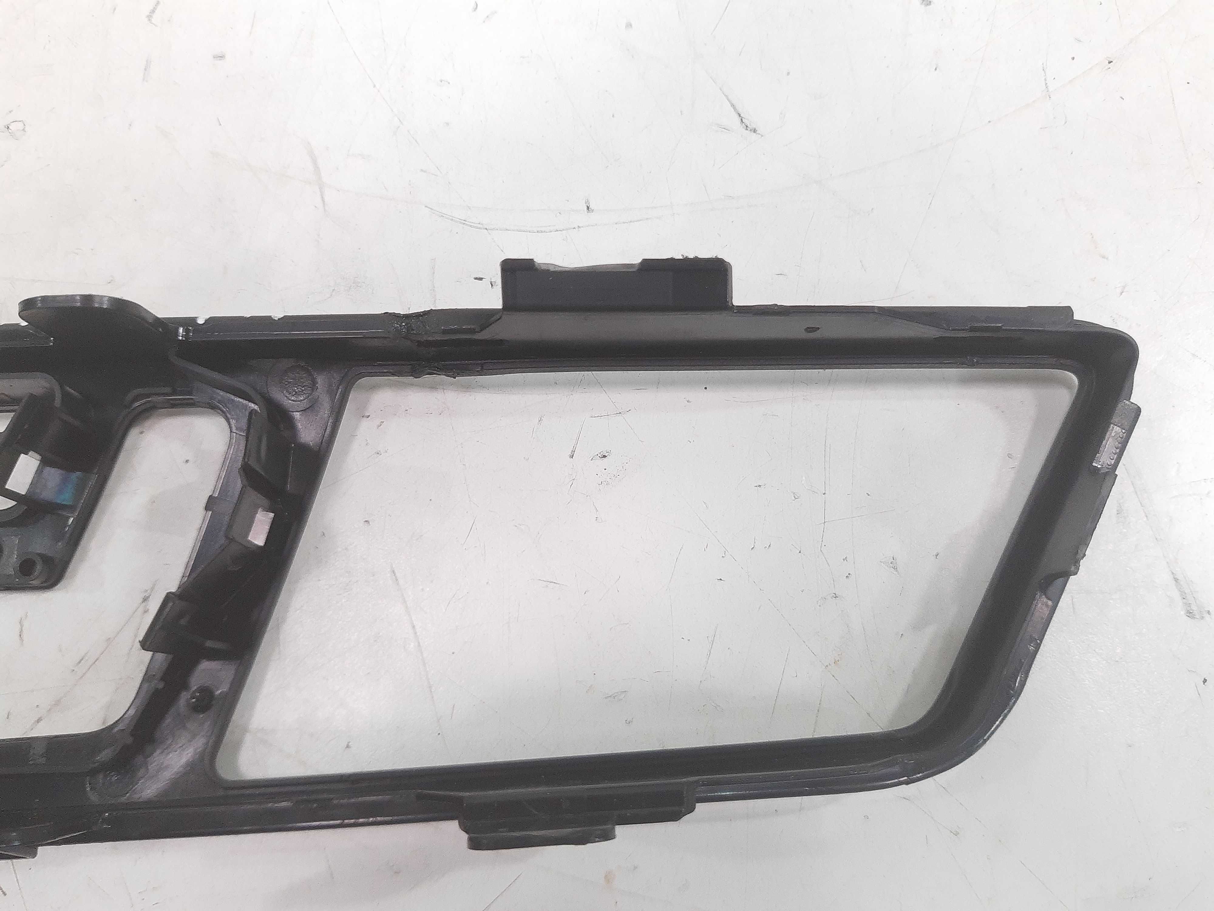 Moldura Maçaneta Interna Dianteira Esq Mercedes E350 09 Á 13