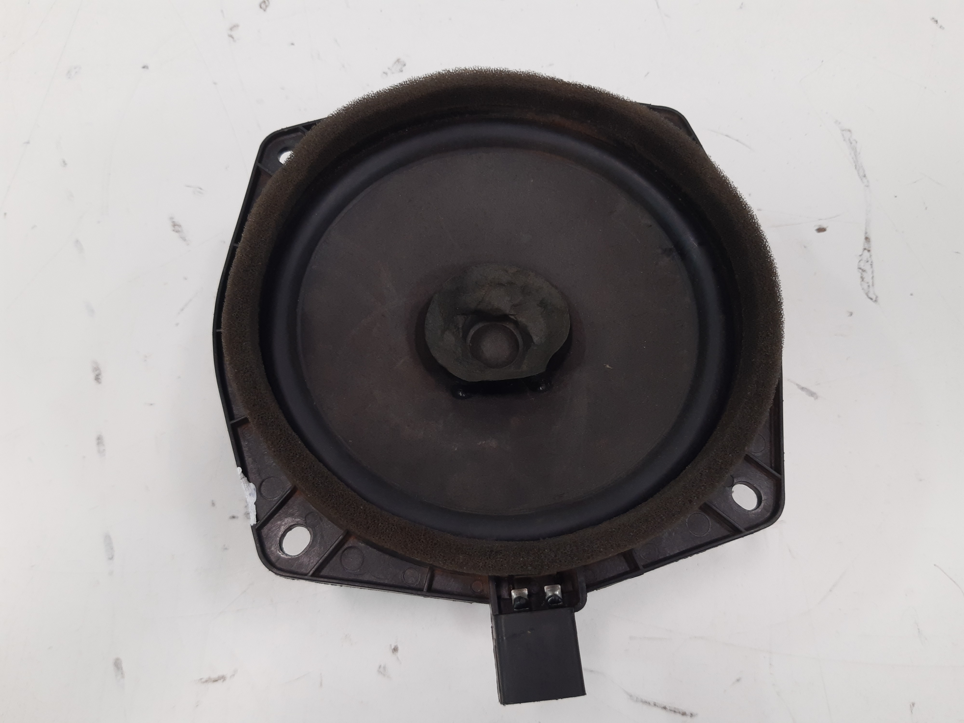 Alto Falante Traseiro Esquerdo Pajero Full 08 Á 18 8720a146