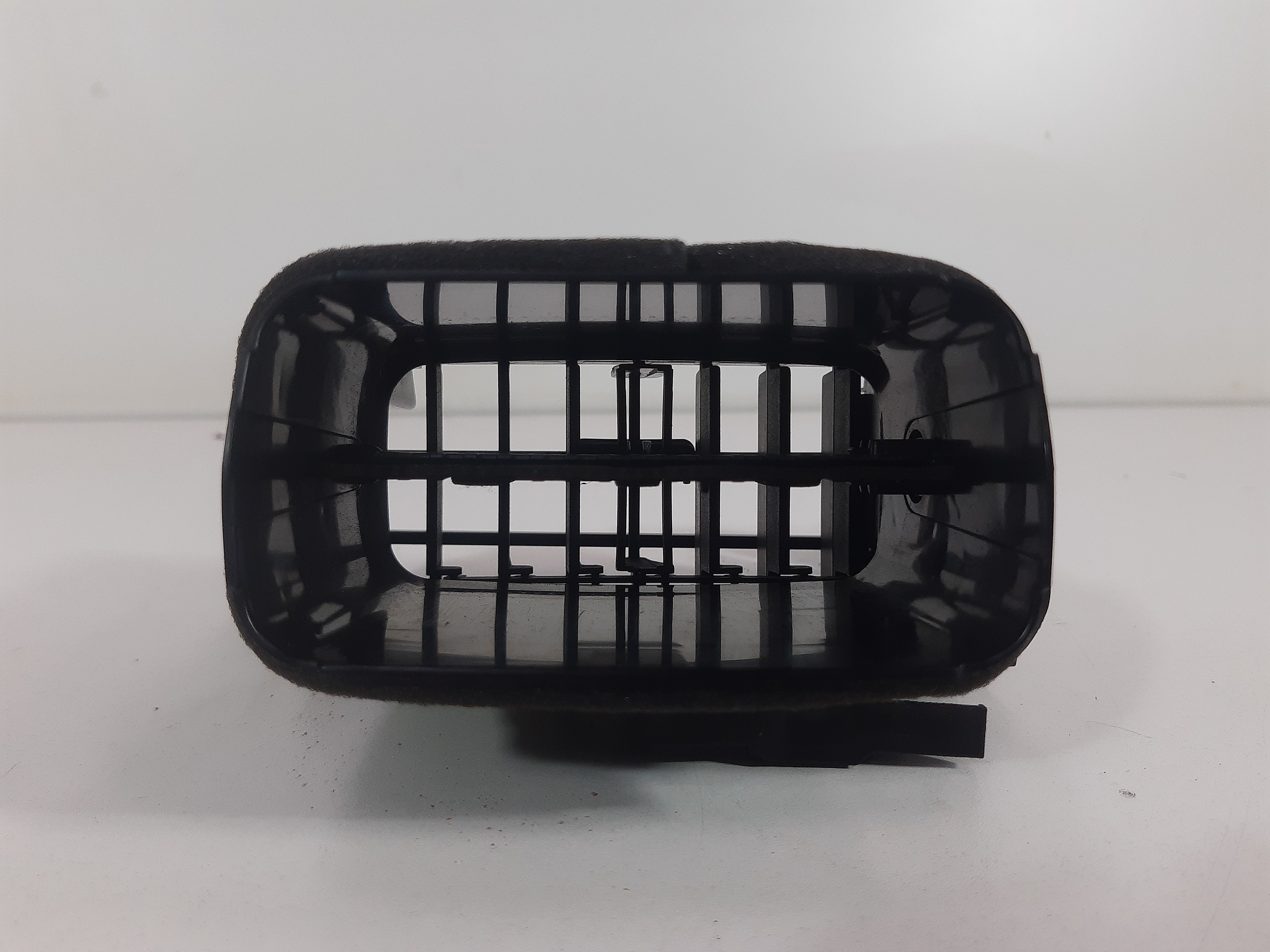 Difusor Ar Central Direito Painel Toyota Hilux 2016 A 2020