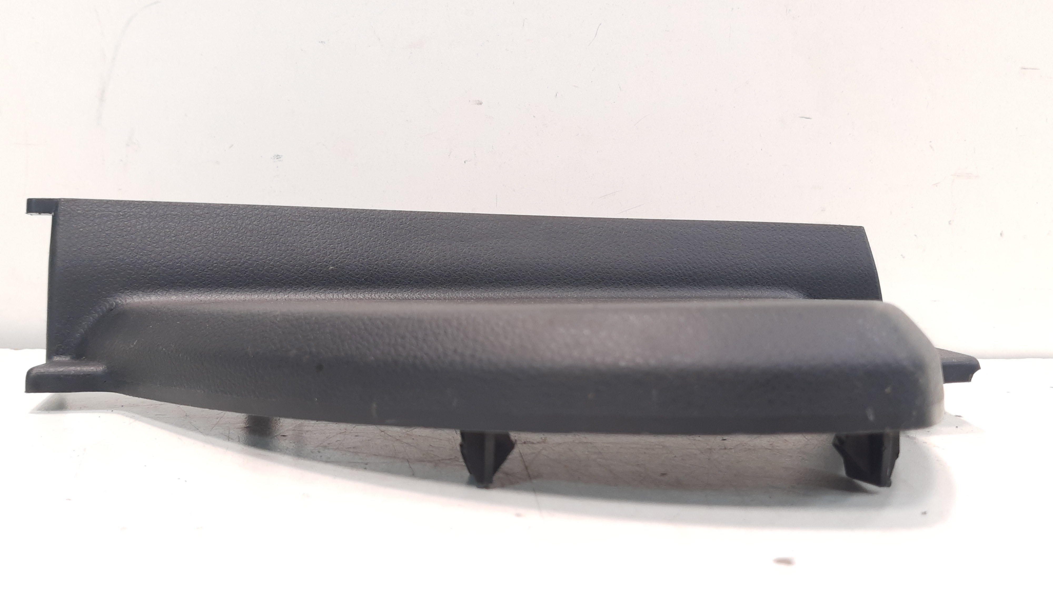 Acabamento Esquerdo Painel Mercedes C250 2015 Á 2018 Xx