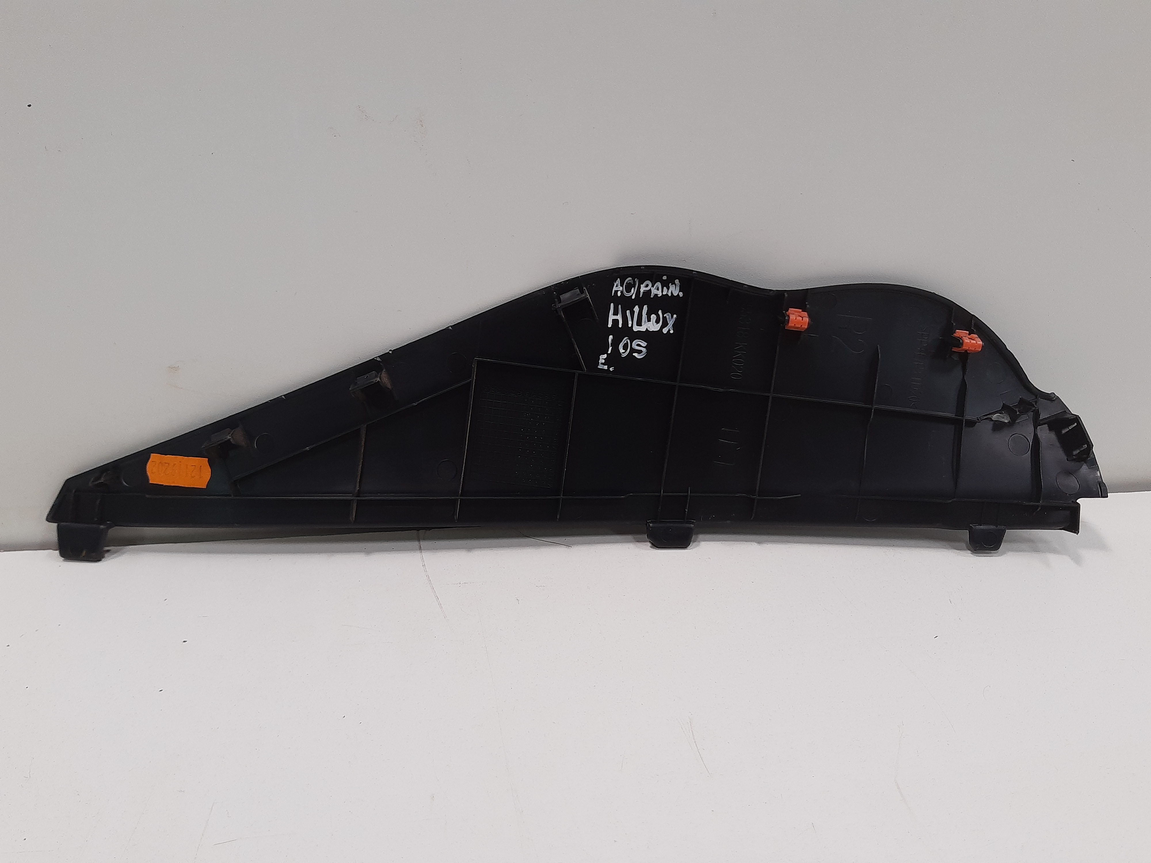 Acabamento Moldura Esquerda Painel Toyota Hilux 2016 A 2020