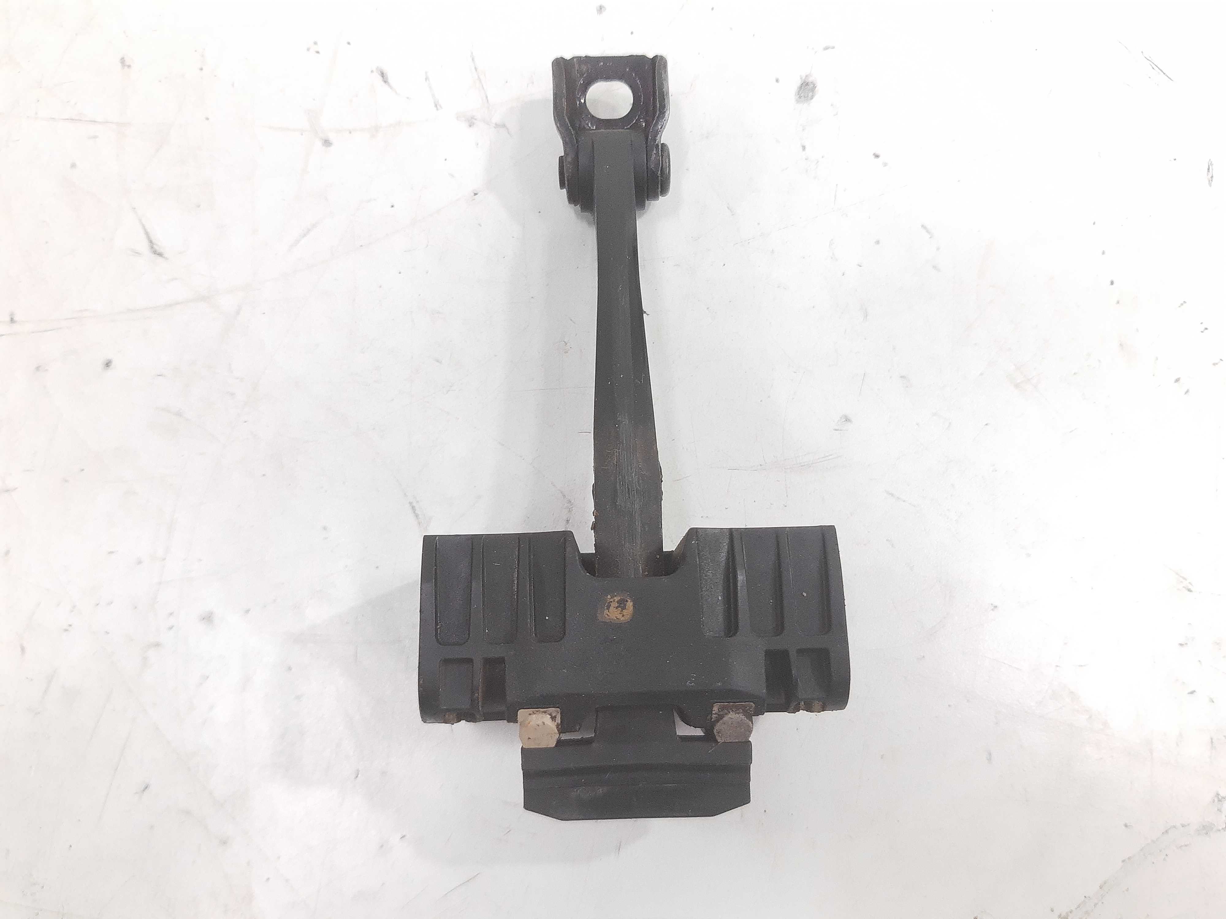 Limitador Porta Traseira Direita Bmw 320i 2006 2007 Á 2012
