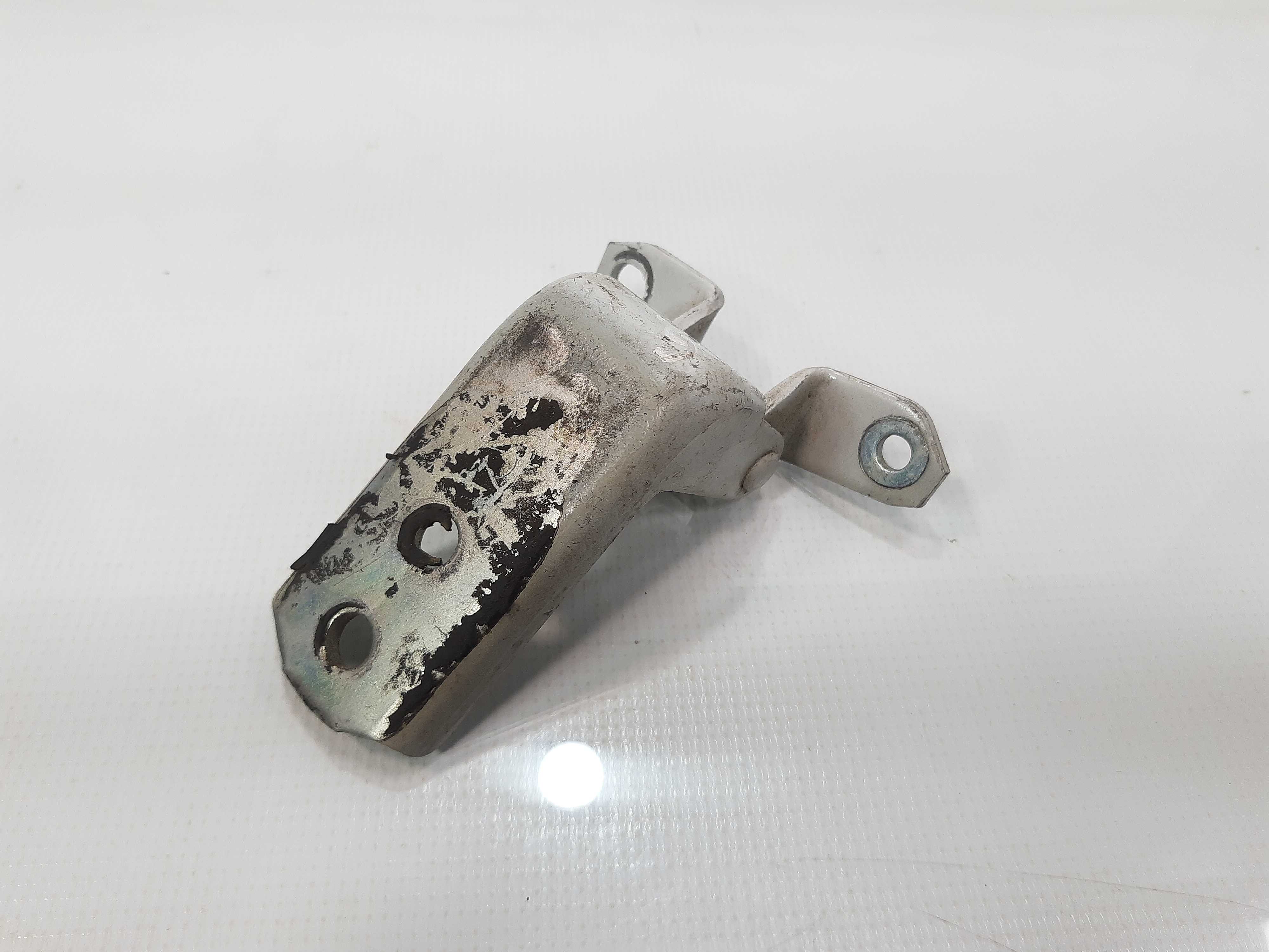 Dobradiça Superior Porta Direita Grand Vitara 2009 A 2015