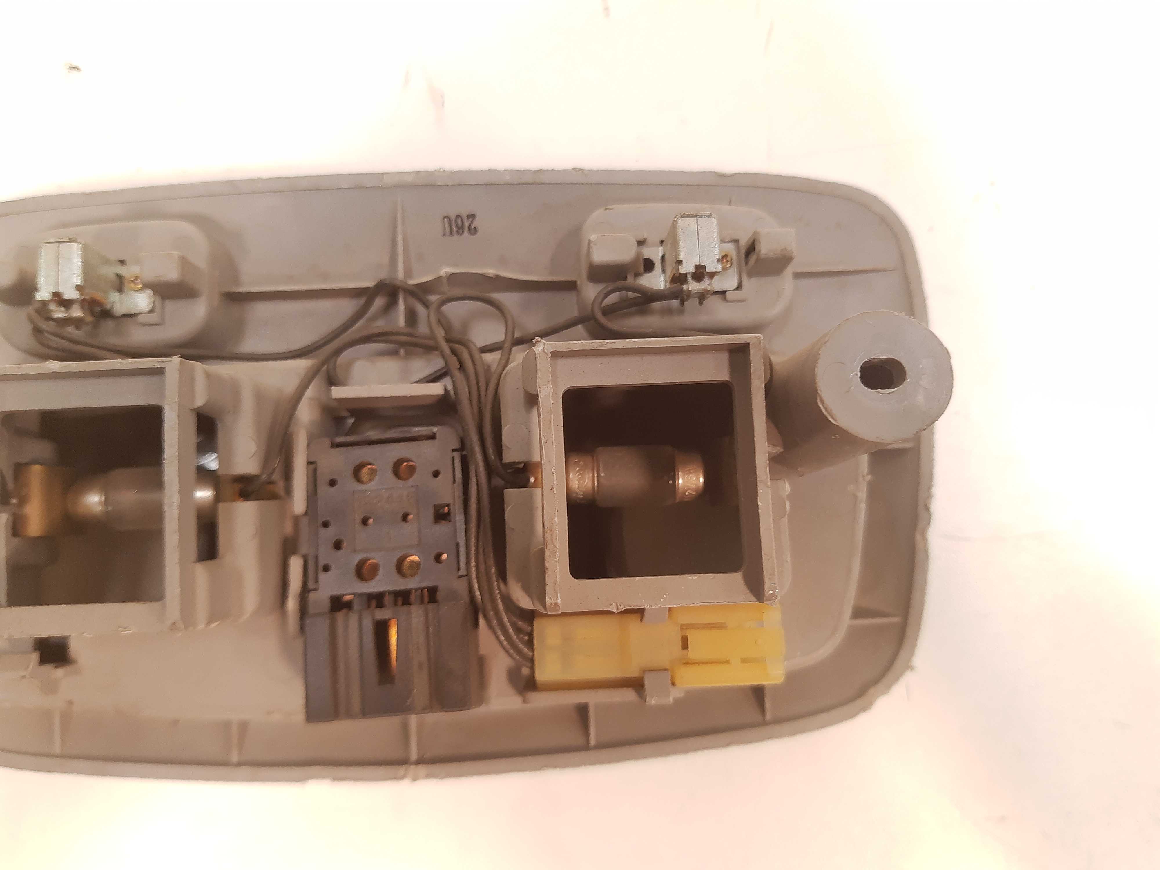 Luz Cortesia Subaru Outback 2010 2011 2012 2013  2014