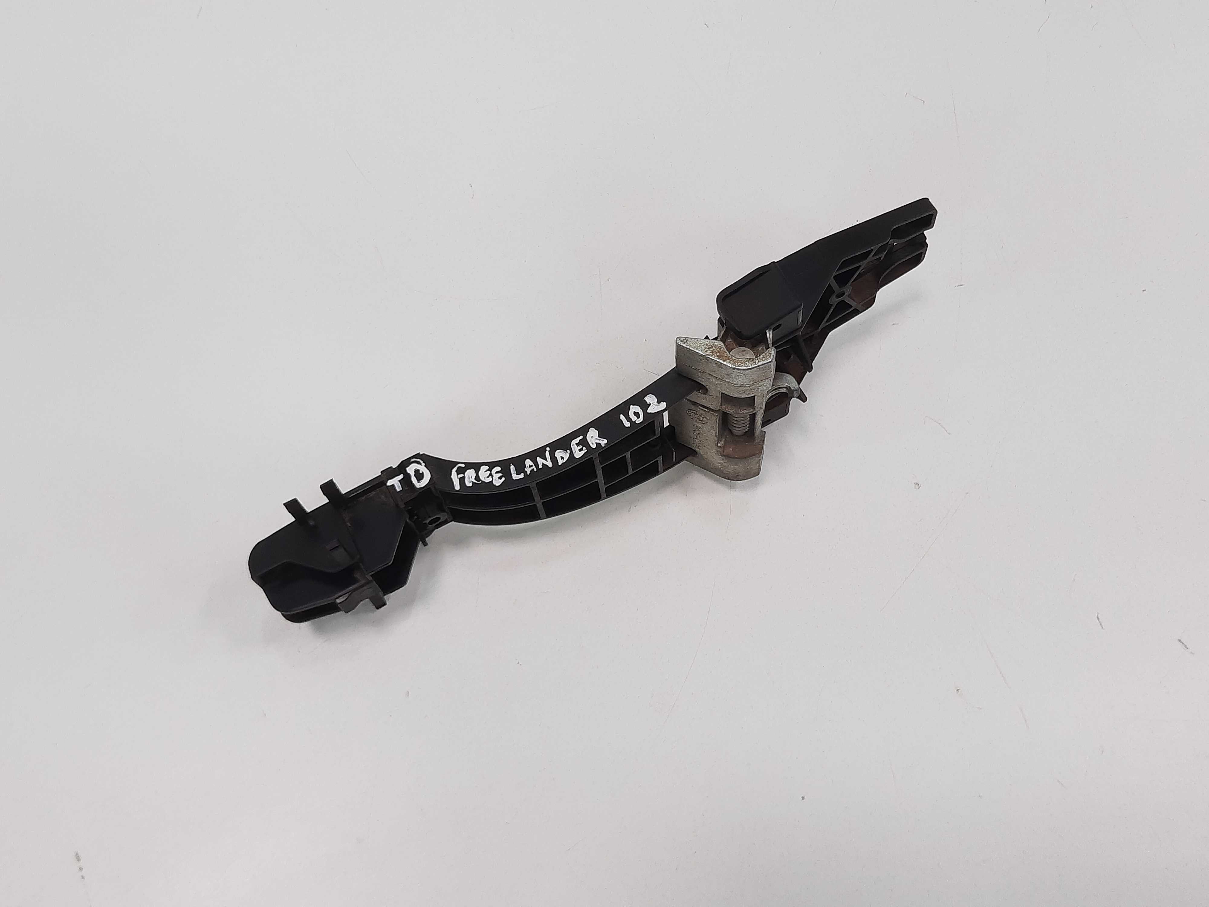 Suporte Maçaneta Traseira Direita Freelander 2 2007 A 2012