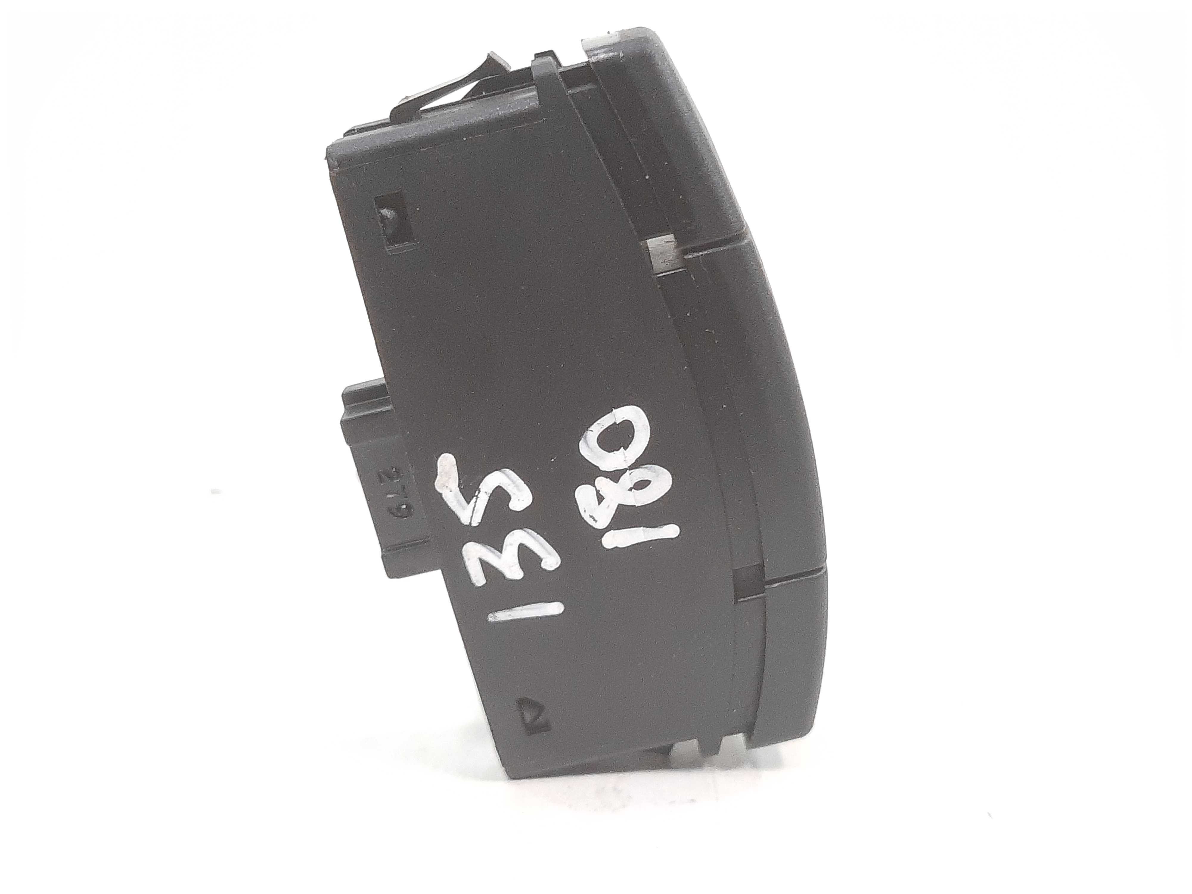 Botão Comando Pisca Alerta Bmw 135i 120i 118i 2006 Á 2011