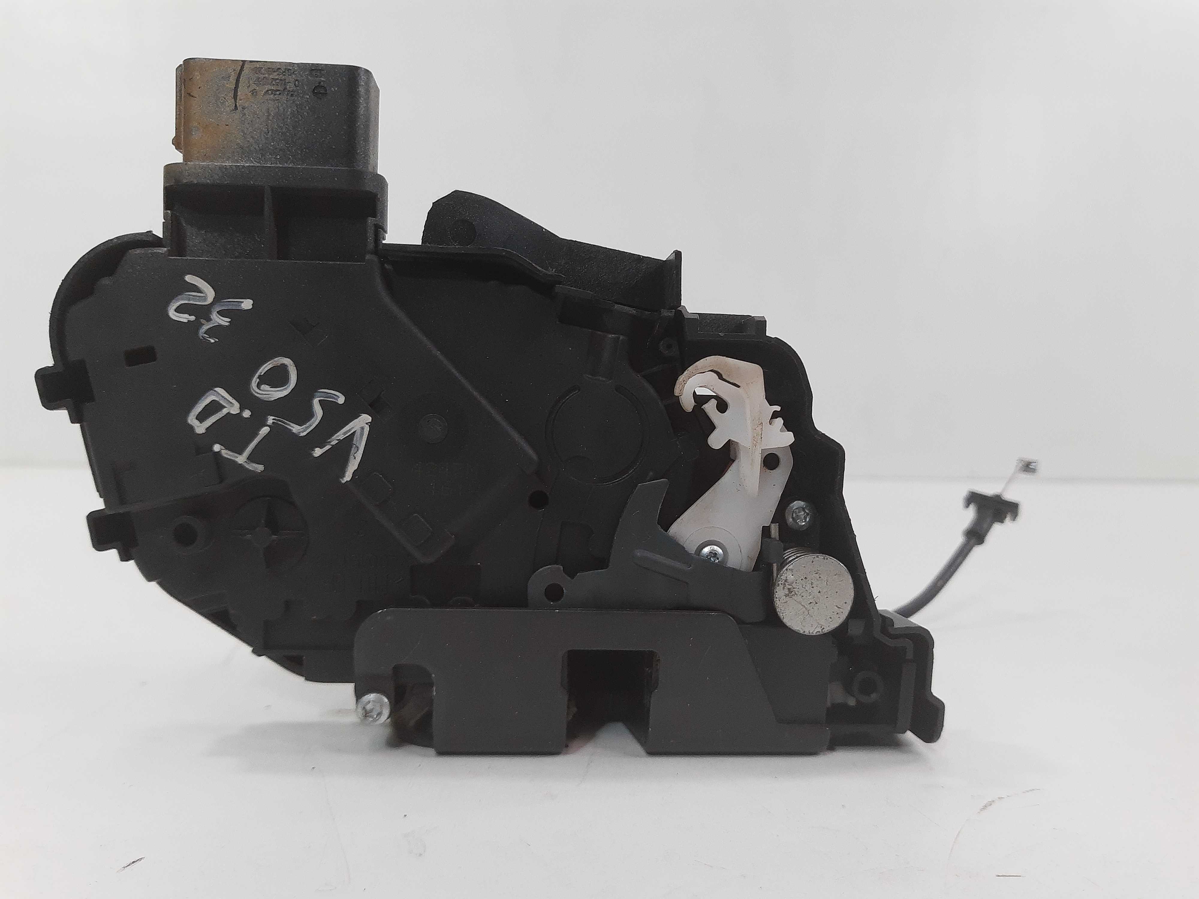 Fechadura Porta Traseira Direita Volvo V50 2005 2006 Á 2011