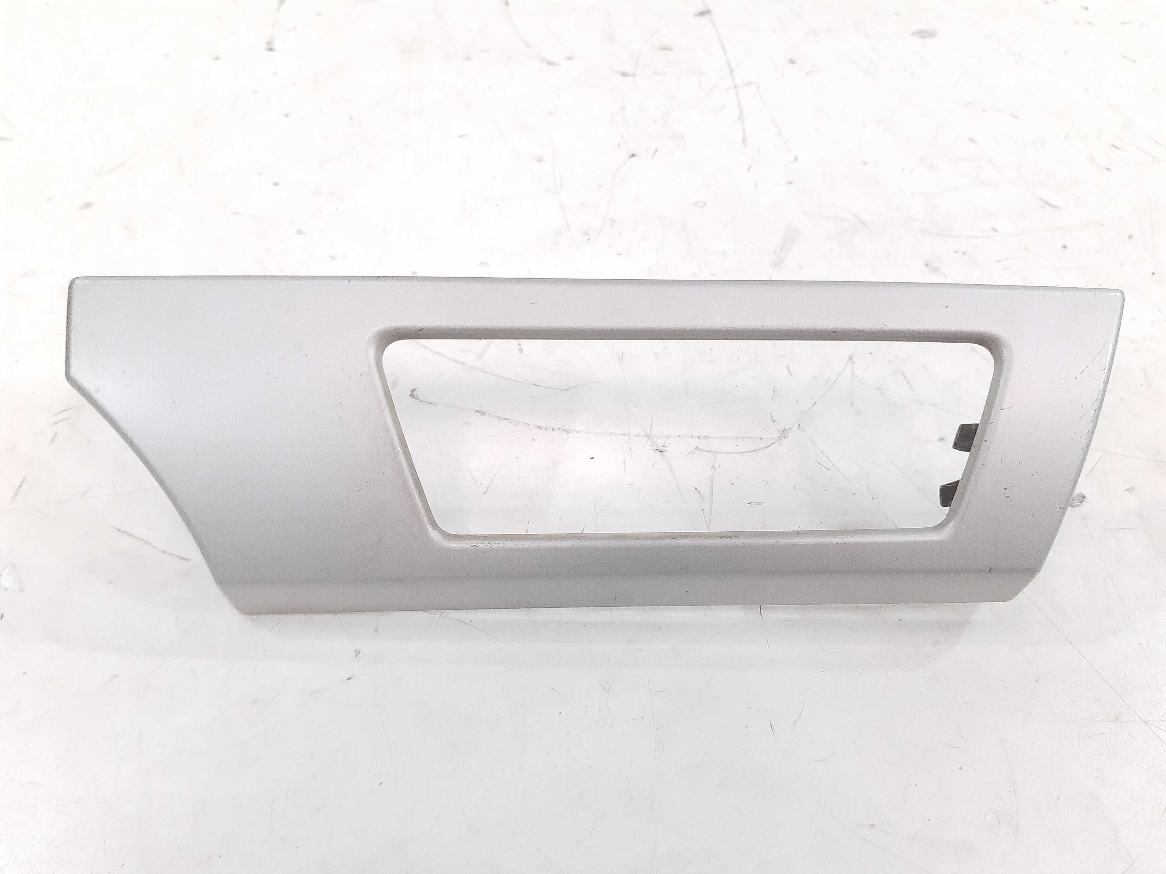 Moldura Difusor Ar Esquerdo Bmw 320i E90 2006 2007 Á 2012