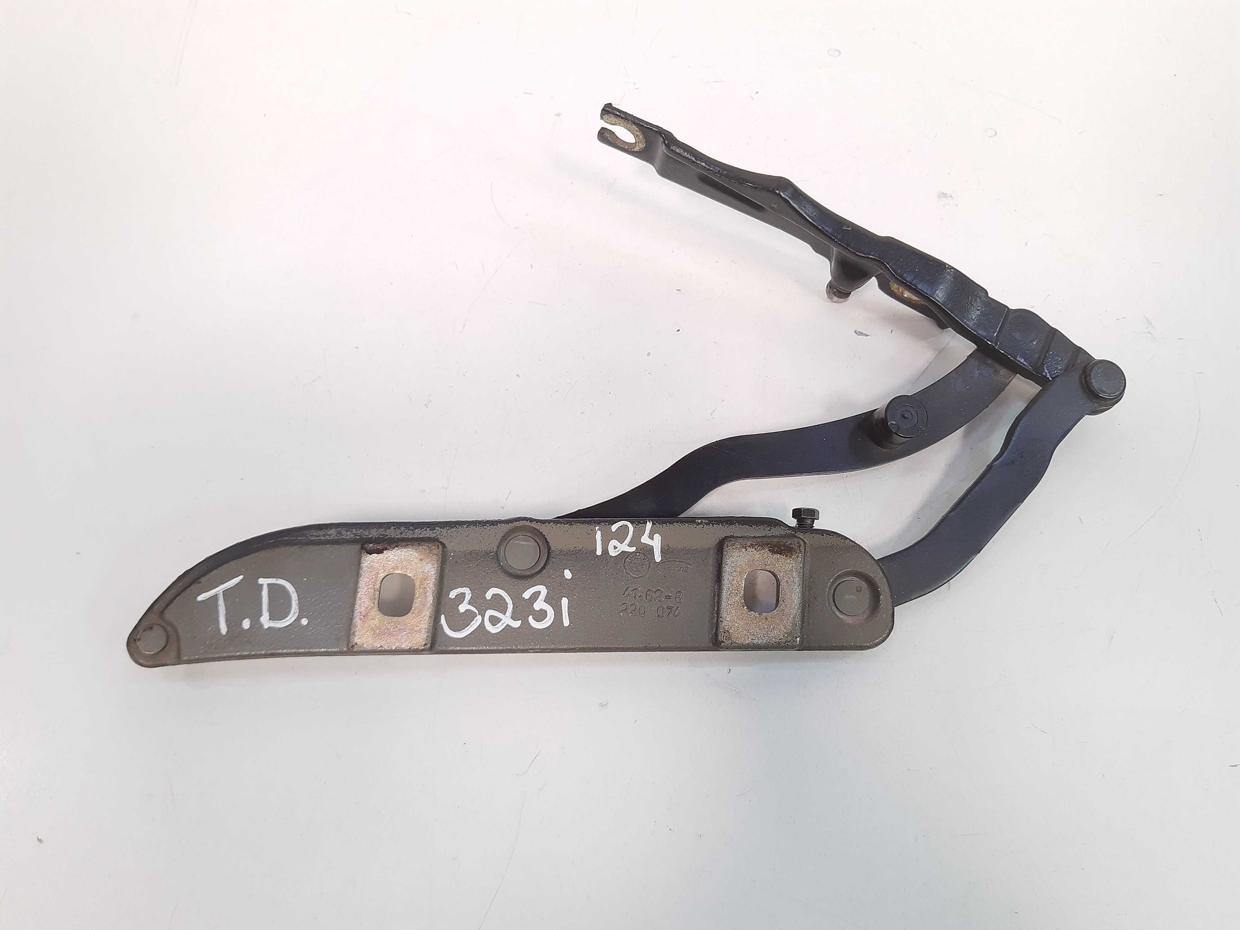 Dobradiça Tampa Traseira Direito Bmw 323i E46 1998 A 2002