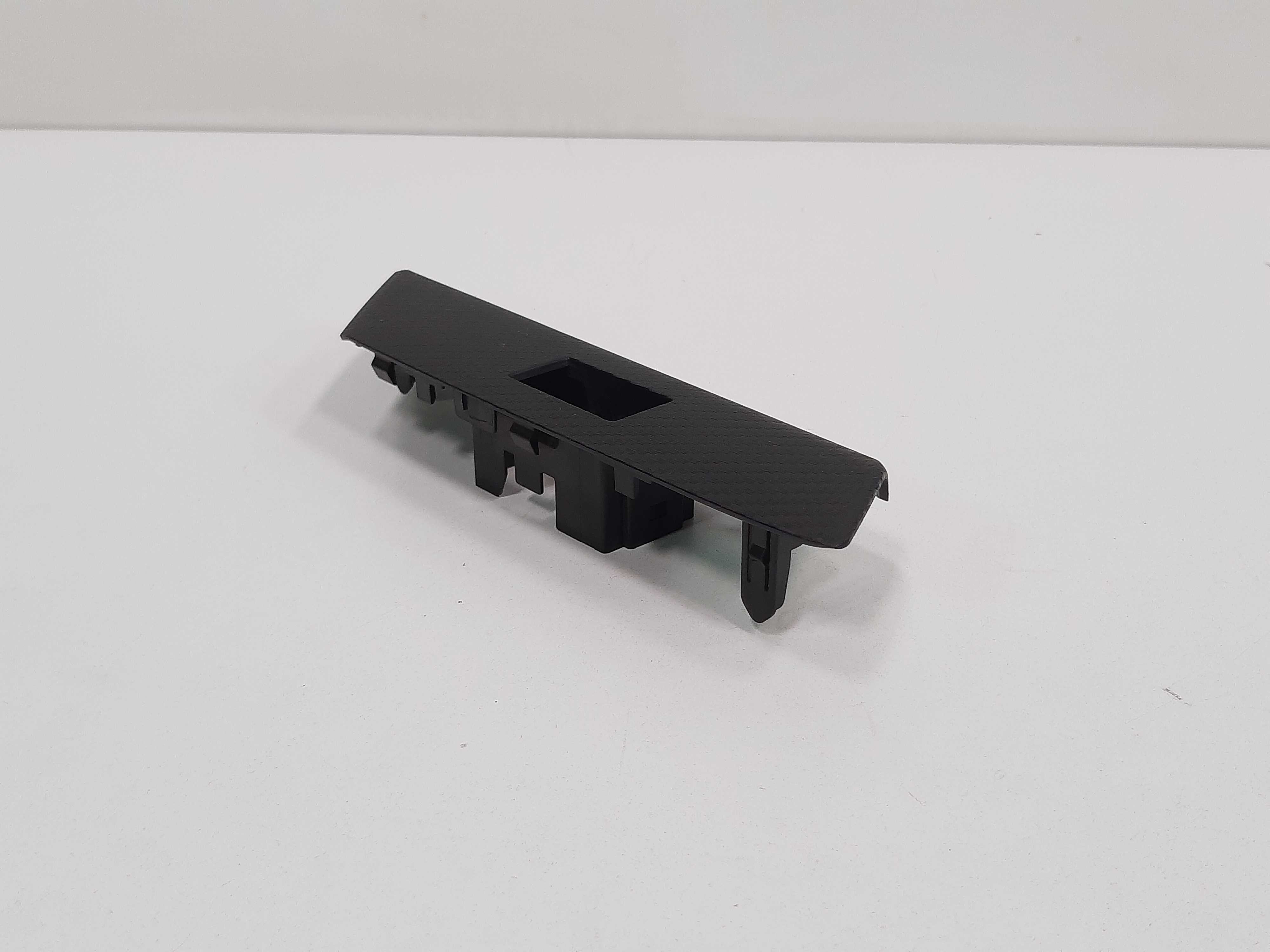 Moldura Botão Vidro Traseiro Direito Toyota Rav4 2008 A 2015