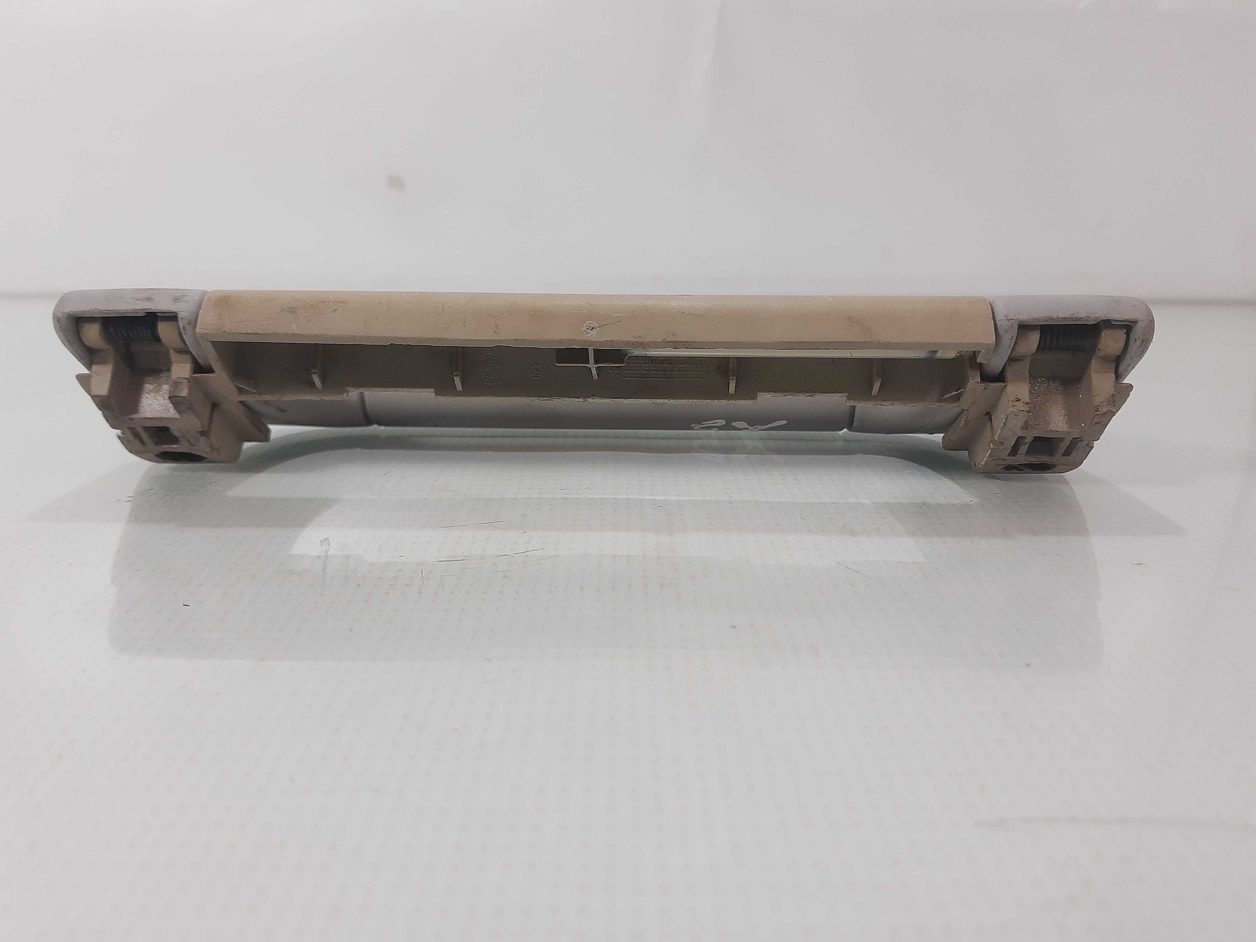 Pega Mão Dianteiro Direito Bmw X5 2000 2001 2002 A 2006