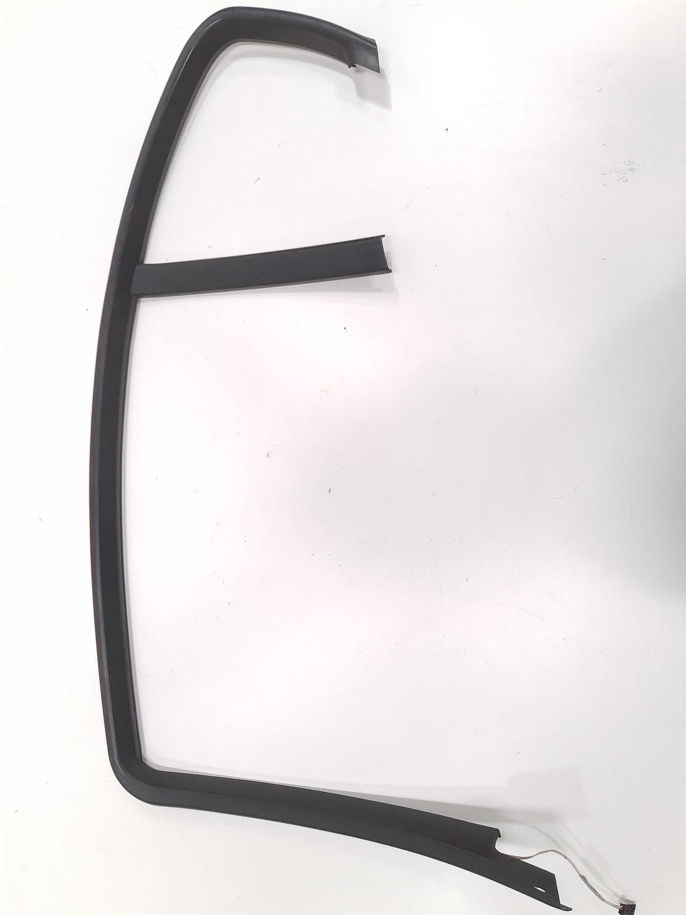 Guarnição Porta Traseira Direita Bmw 323i E46 1998 Á 2002