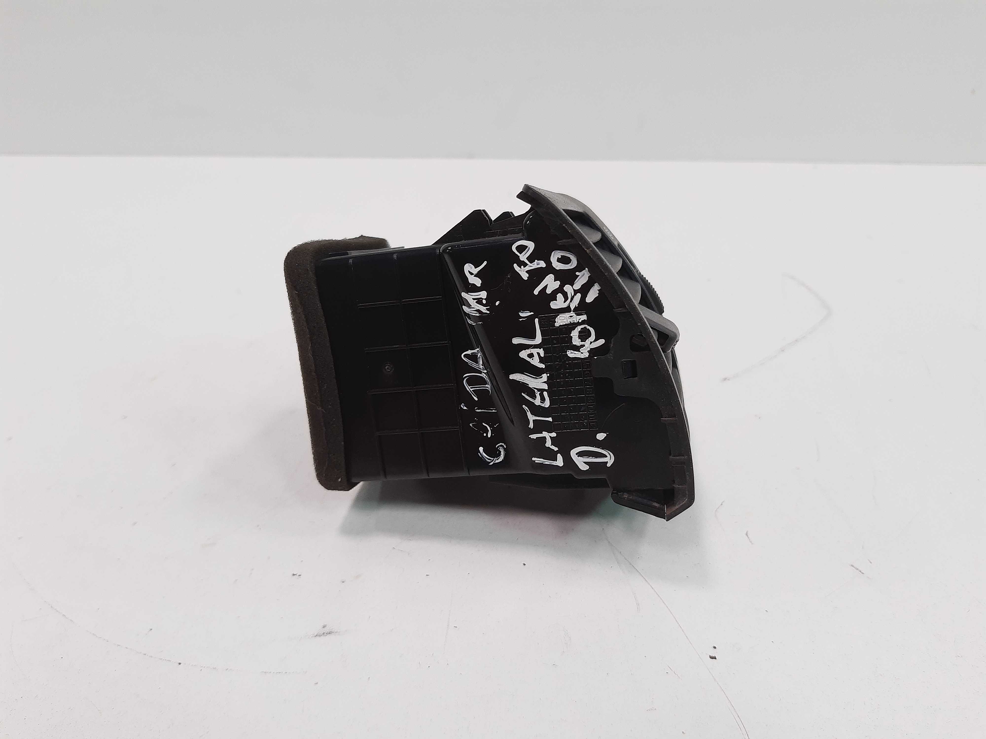 Difusor Ar Direito Painel Kia Sorento 2004 A 2009 C/avaria