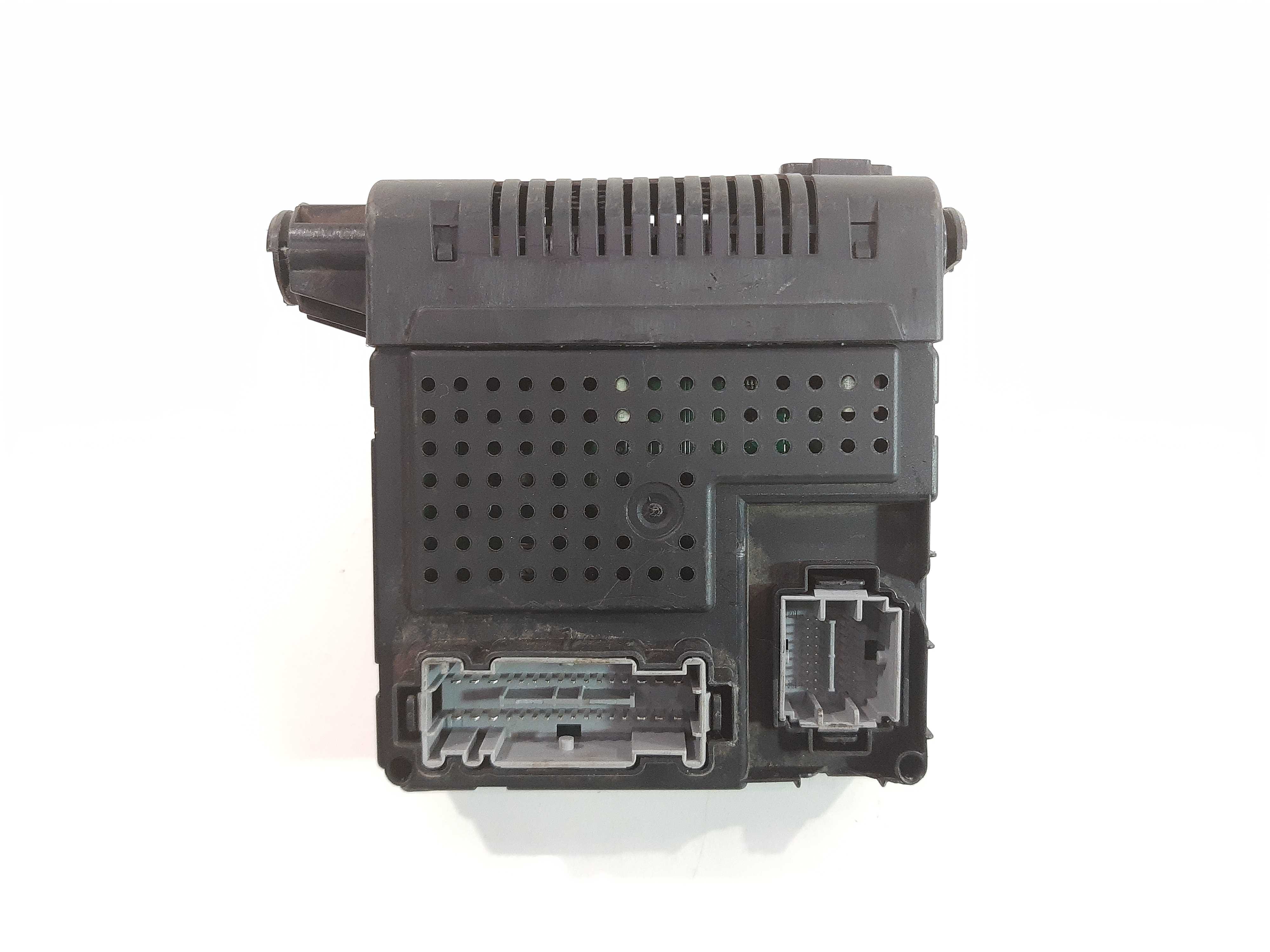 Caixa Fusível Volvo Xc90 4.4 V8 2005 2006 2007 2008 A 2011