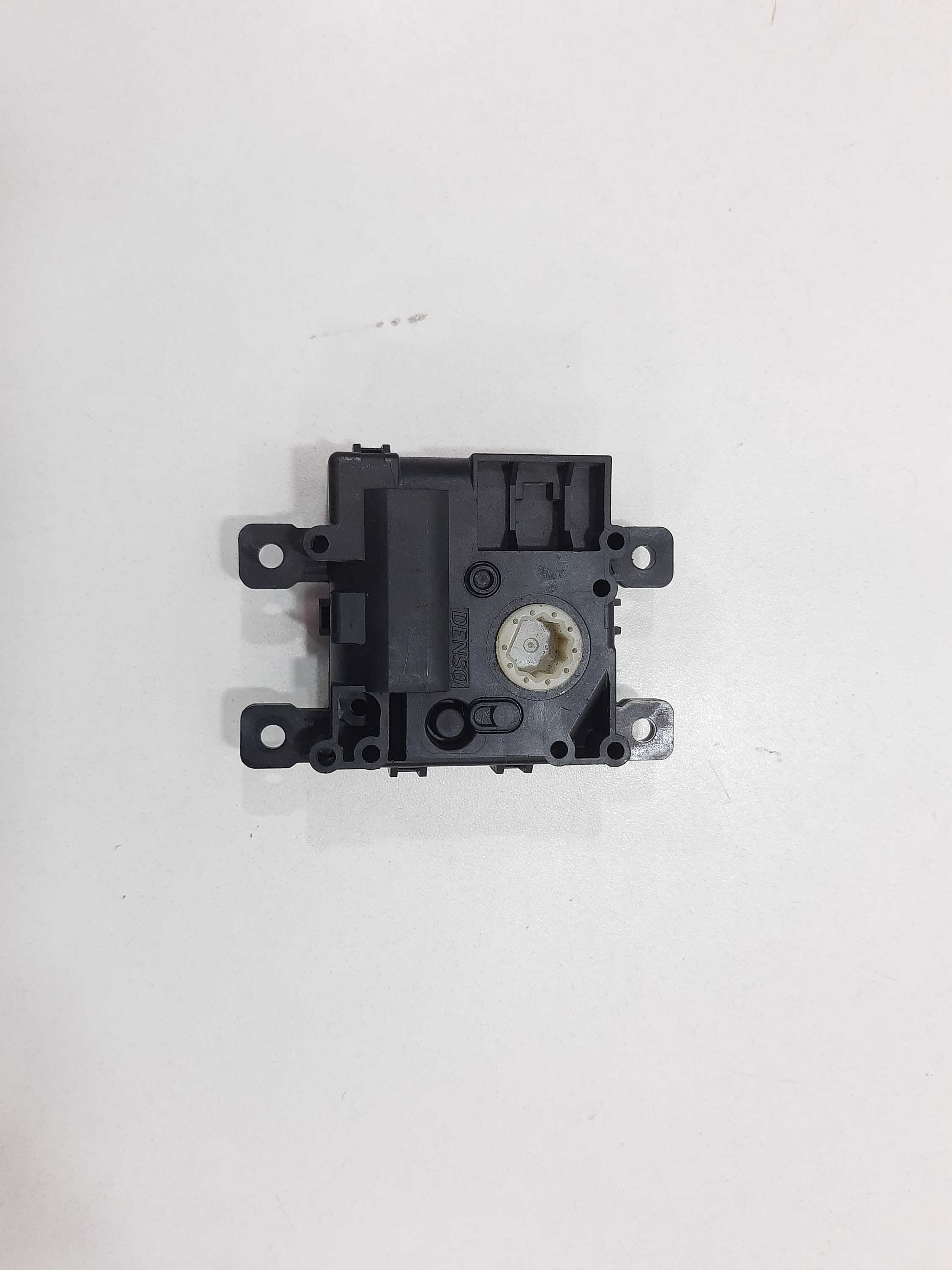Motor Atuador Caixa Ar Toyota Hilux 2.8 2016 Á 2020 Kd1