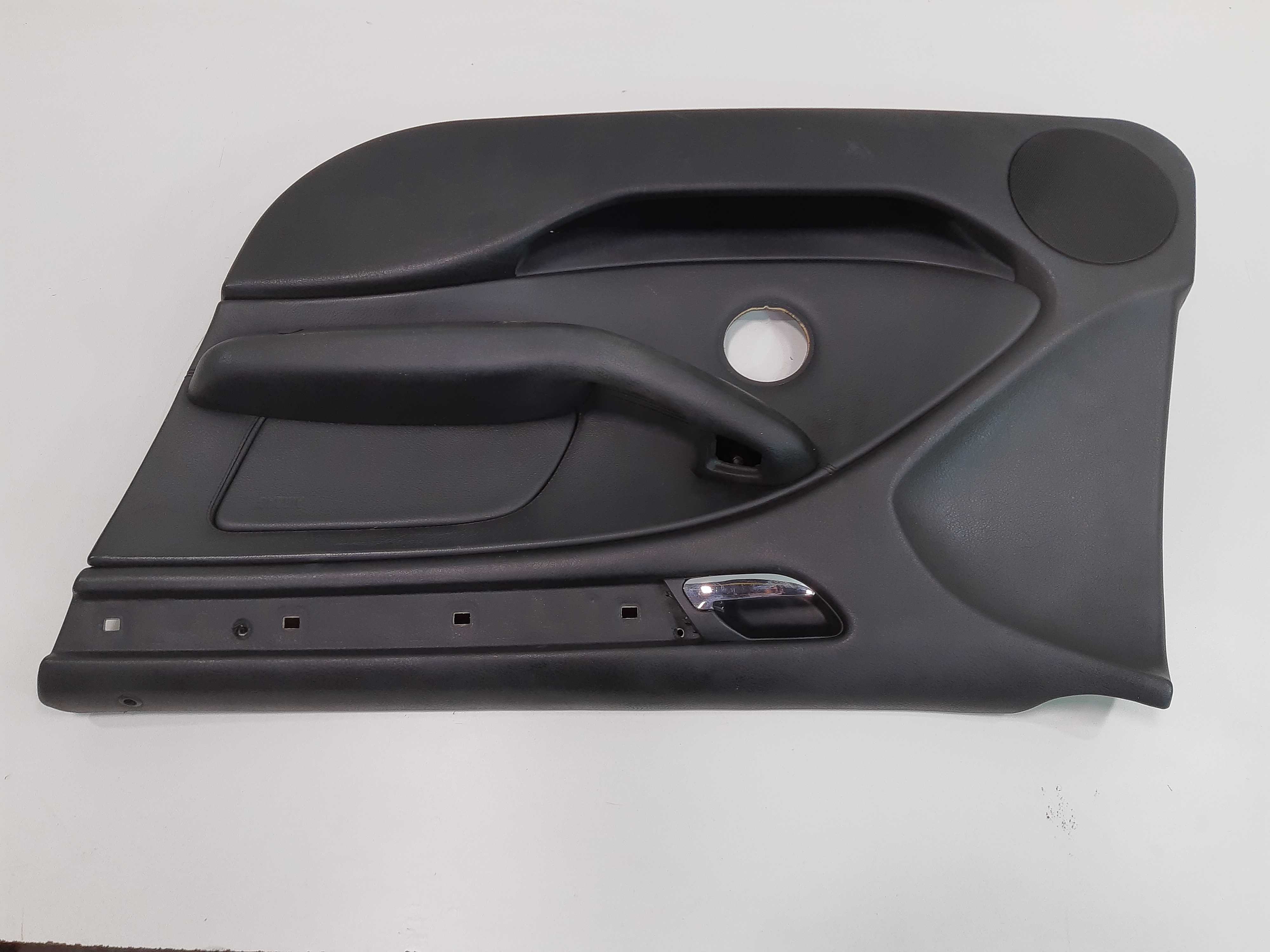 Forro Porta Dianteiro Direito Bmw 323i 1998 1999 2000 Á 2002