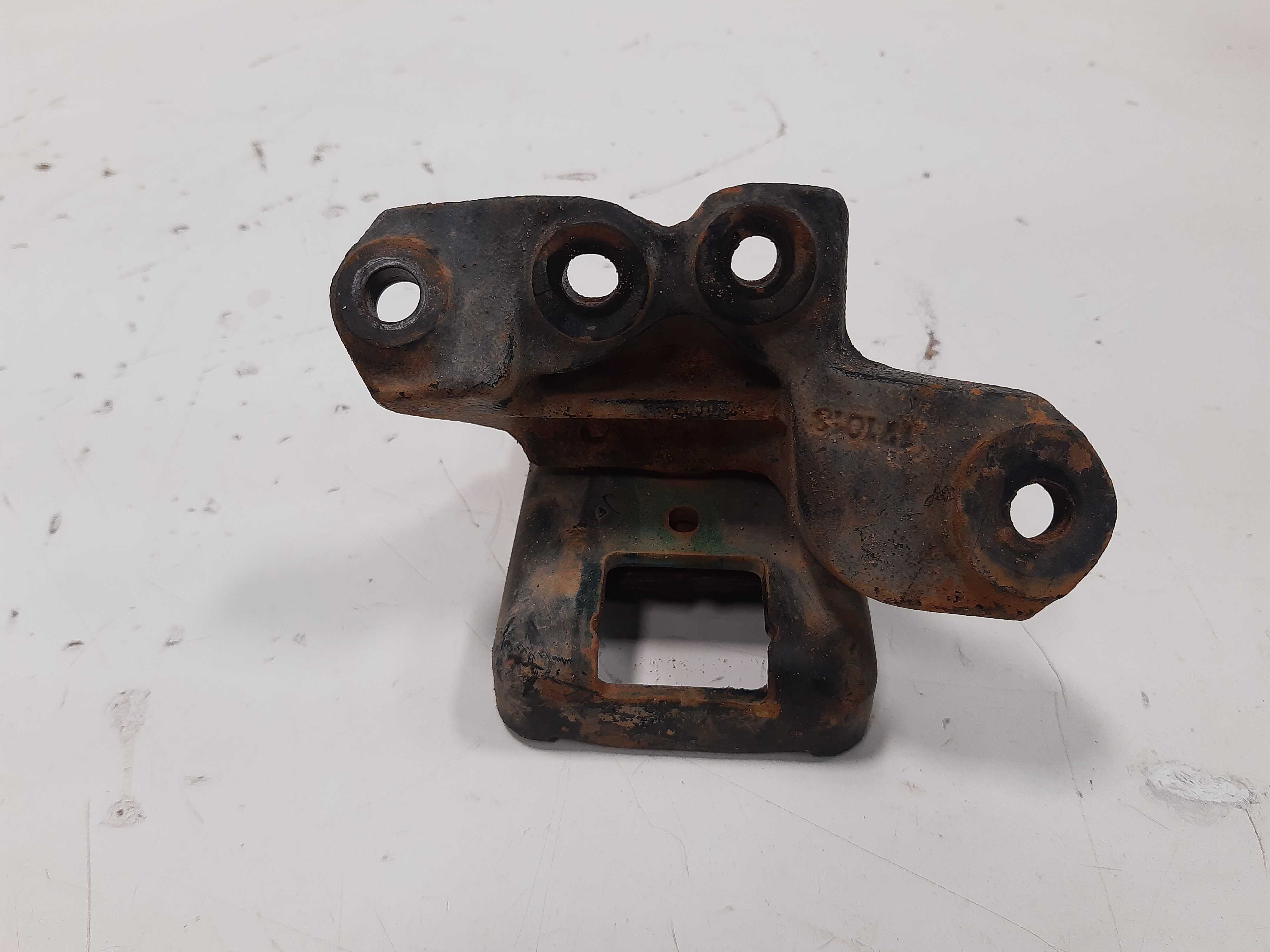 Suporte Coxim  Dianteiro Esq Chevrolet S10 2.8 15 Á 2023 Xx