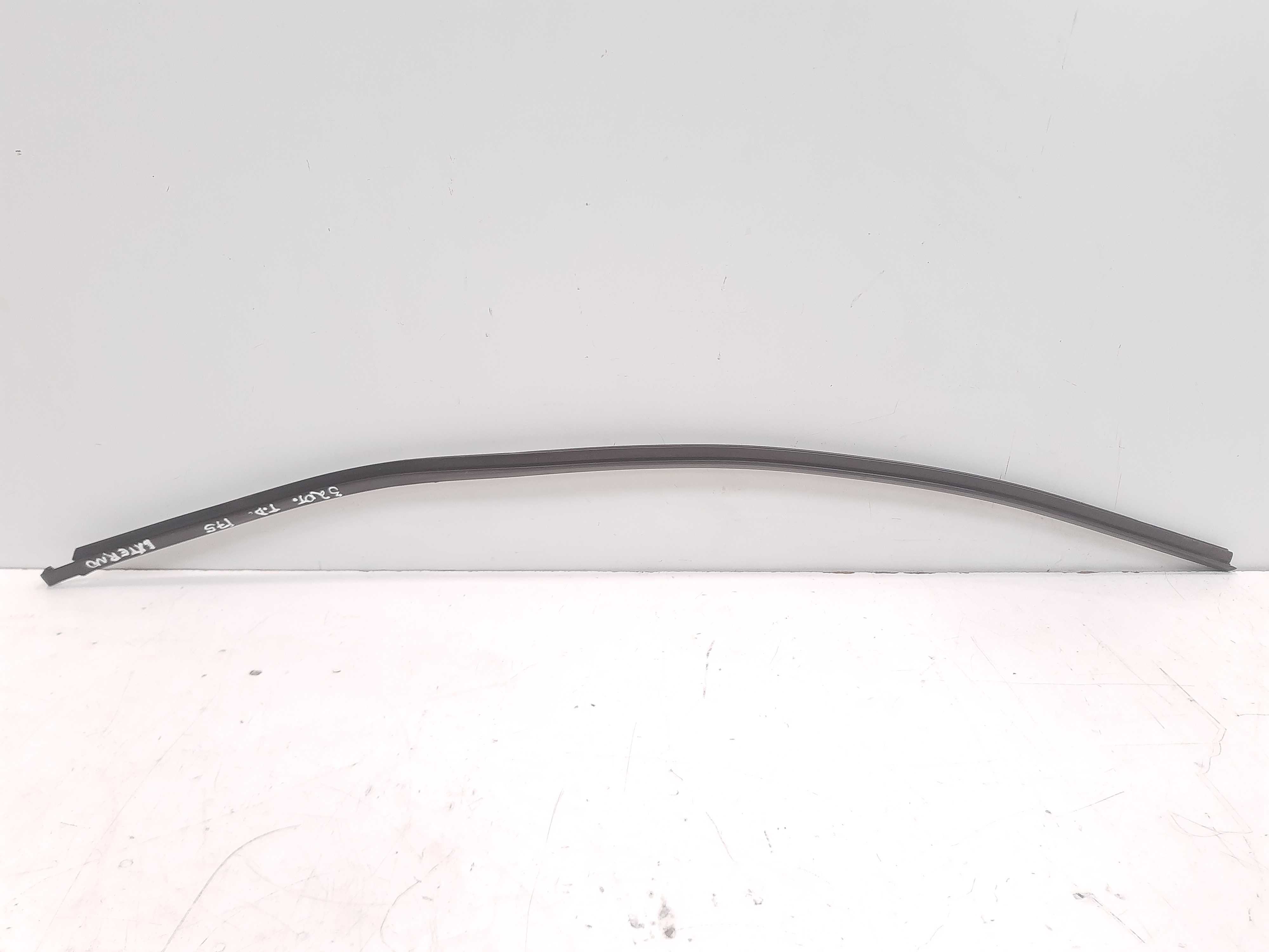 Pestana  Externa Traseira Direita Bmw 320i E90 2006 Á 2012