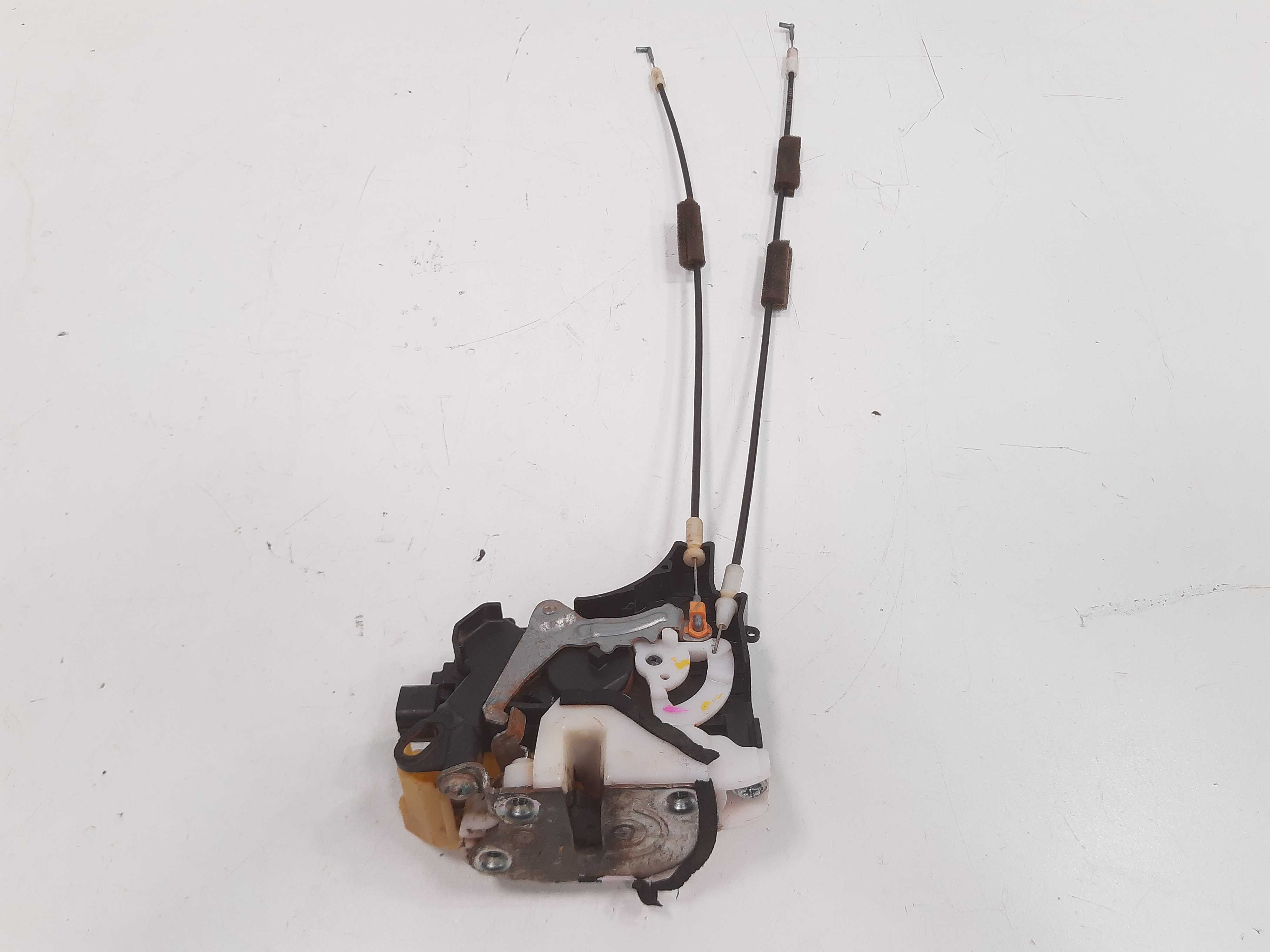 Fechadura Porta Dianteira Direita Mitsubishi L200 2009 Á 016