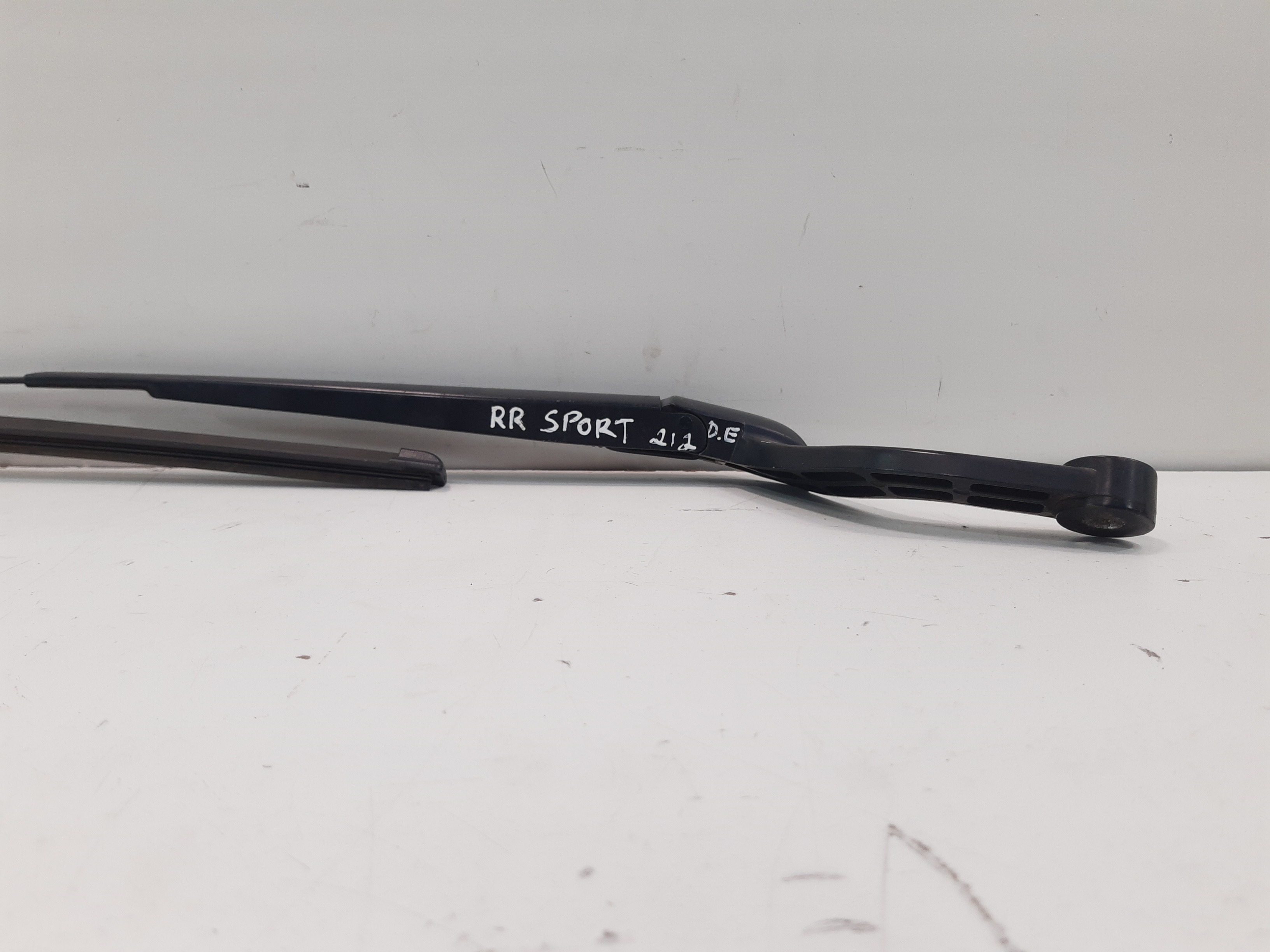 Braço Esquerdo  Limpador Parabrisa Range Rover Sport 05 Á 09