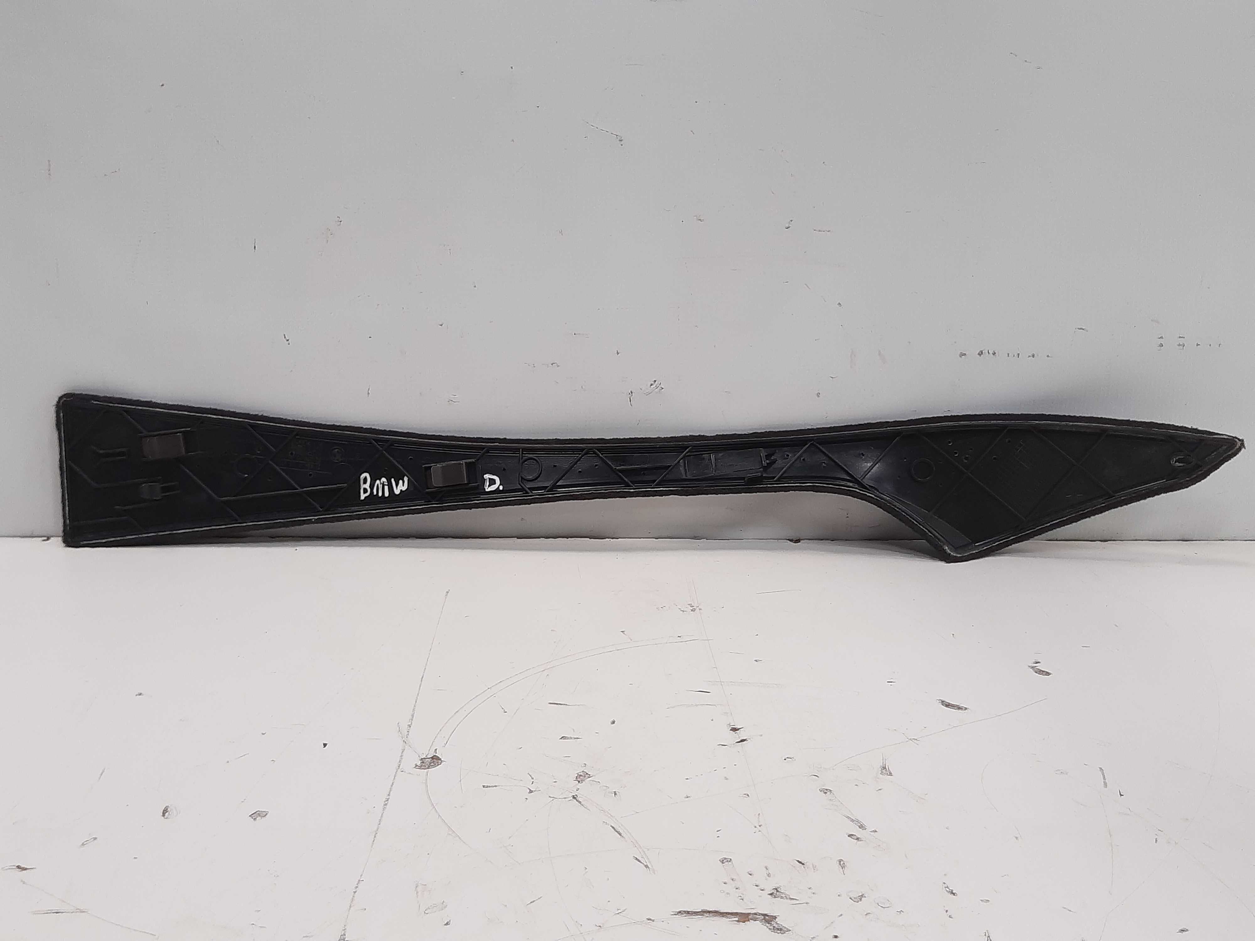 Acabamento Lateral Direito Console Bmw 750i 2011 A 2015