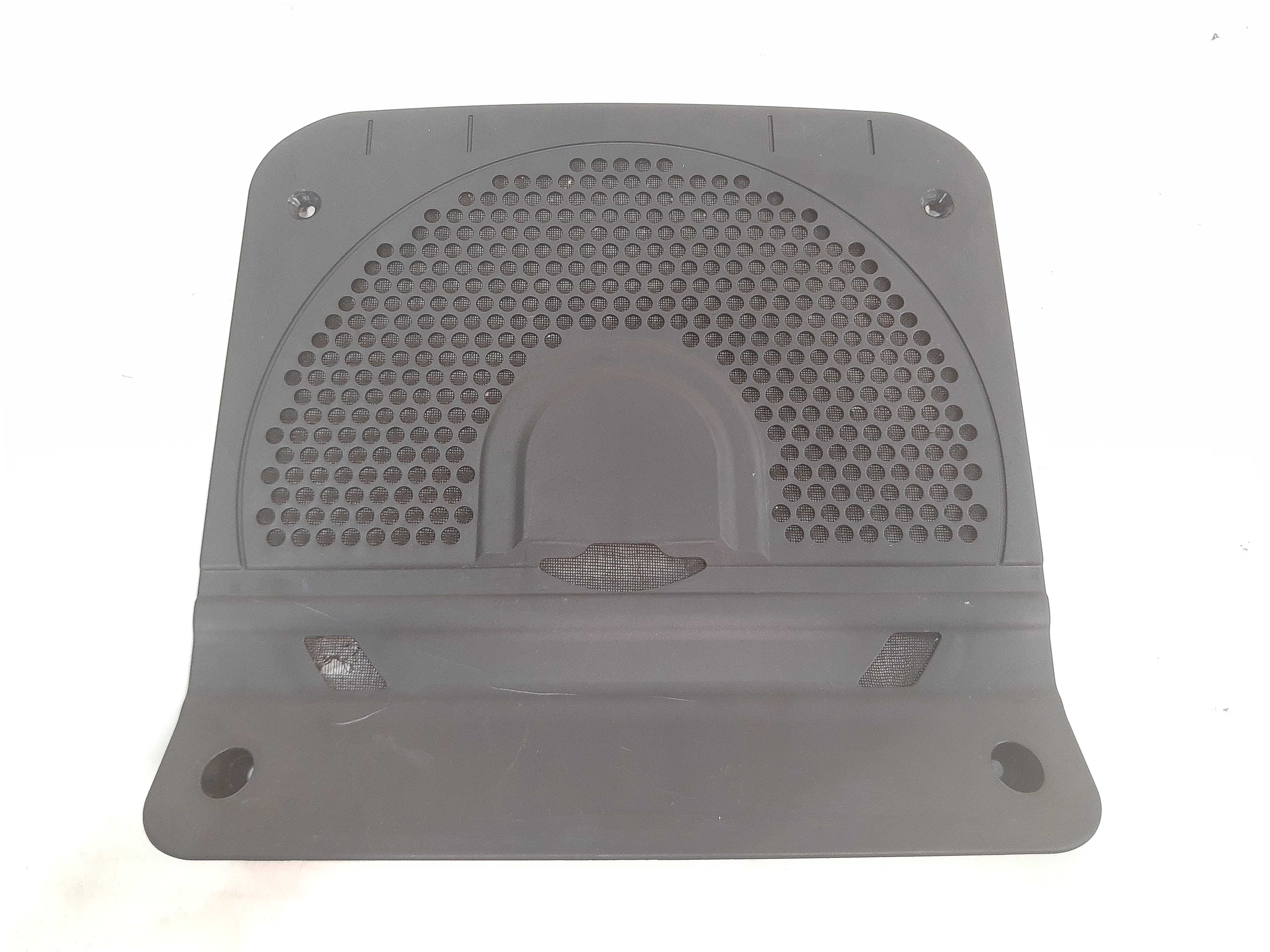 Tela Grade Esquerda Subwoofer Bmw 320i F30 2013 2014 Á 2017