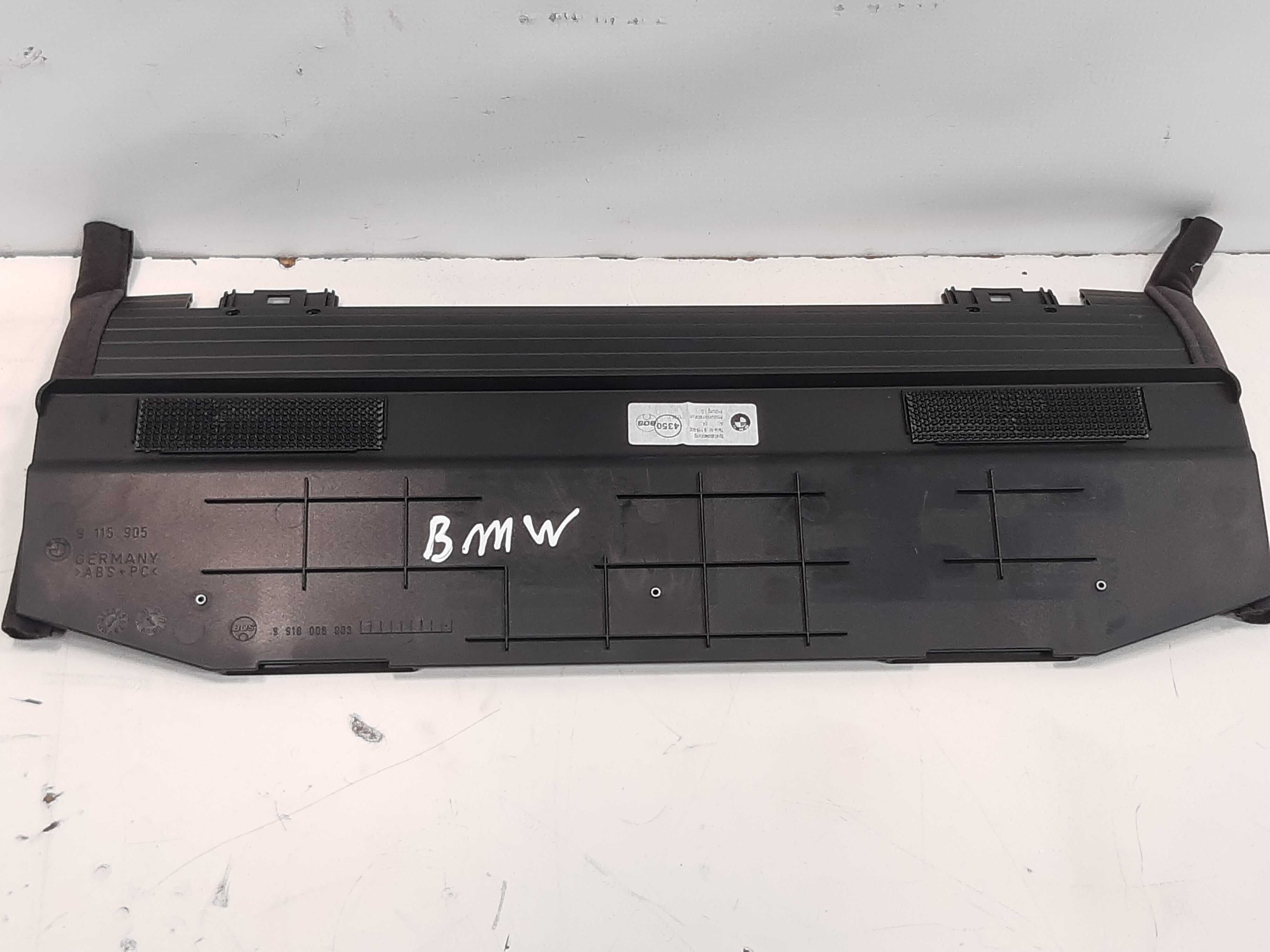 Acabamento Moldura Traseira Direita Bmw 750i 2011 A 2015