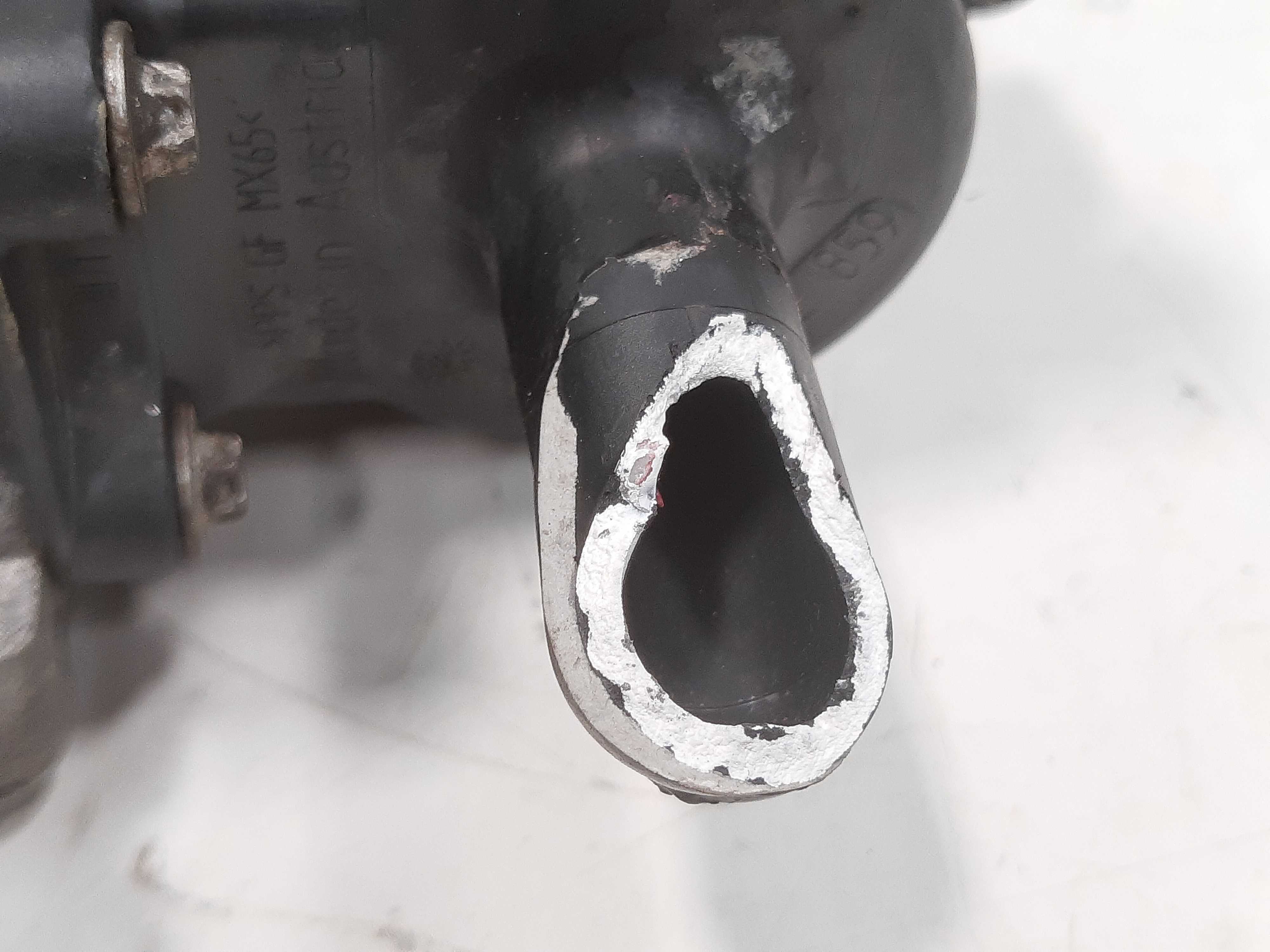 Bomba Água Bmw 320i E90 06 07 08 09 Á  12 C/avaria Xx