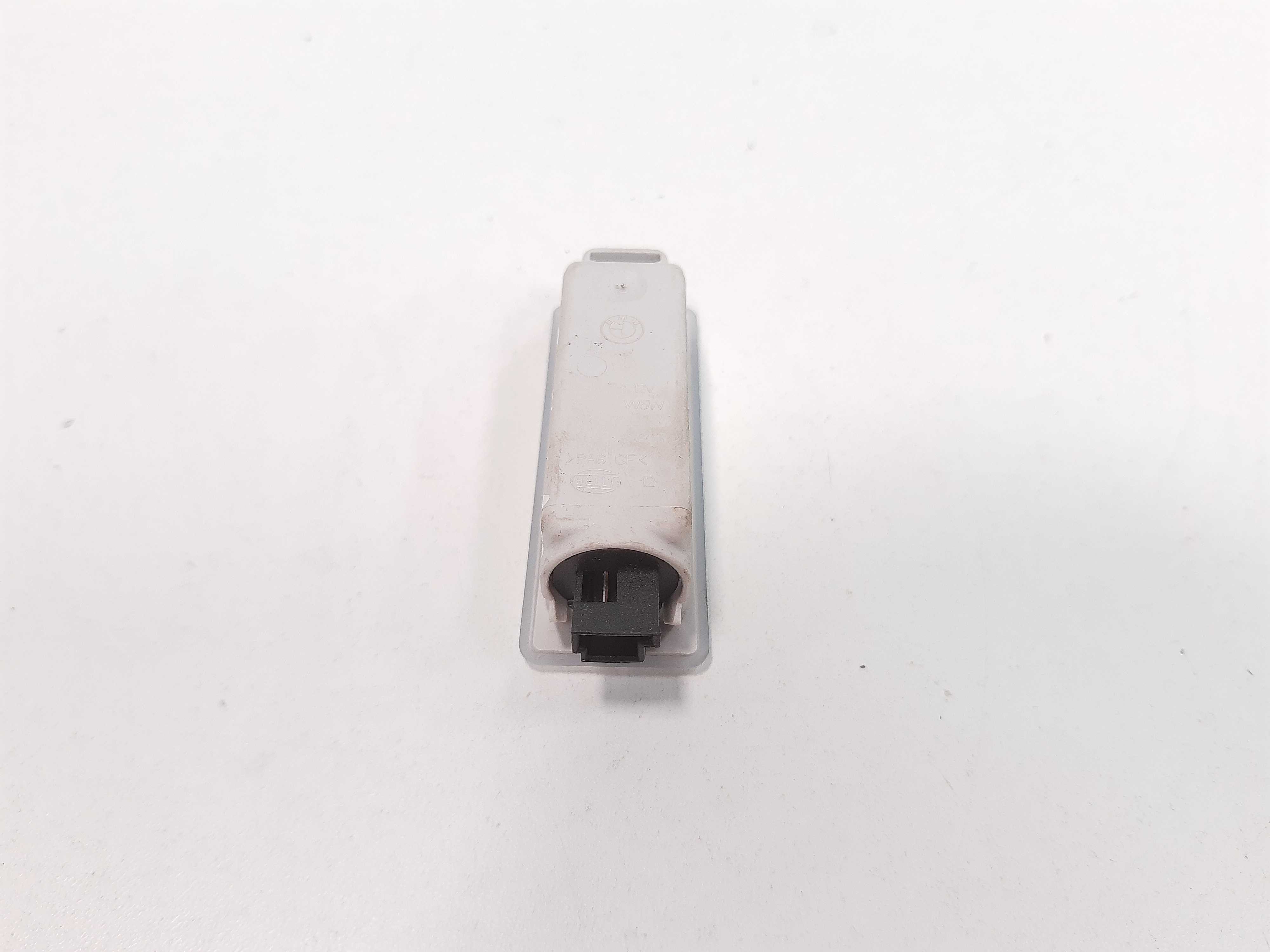 Luz Cortesia Porta Luvas Bmw 320i F30 2013 2014 2015 Á 2017