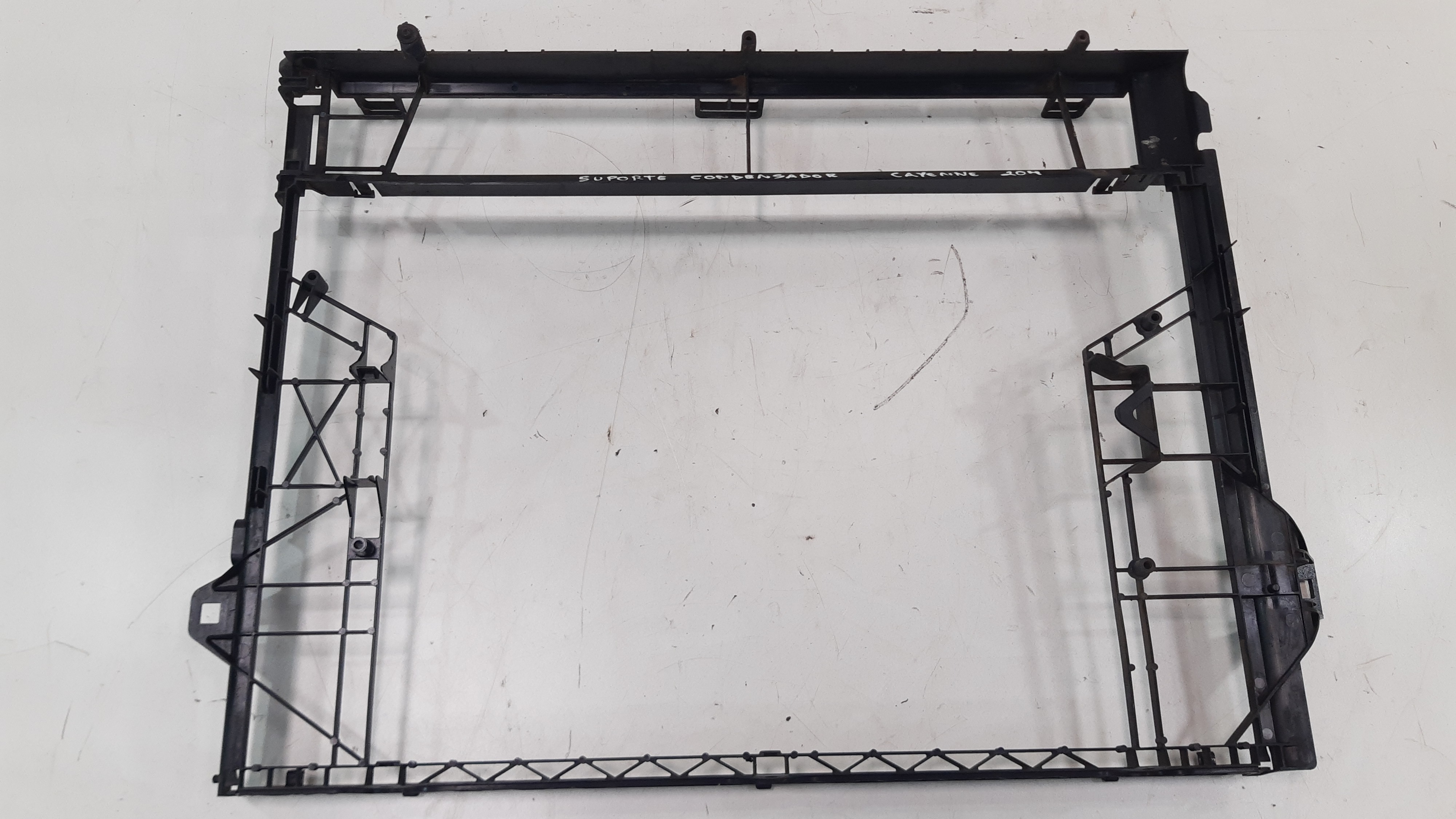 Suporte Condensador Porsche Cayenne 2011 2012 2013 2014 2015