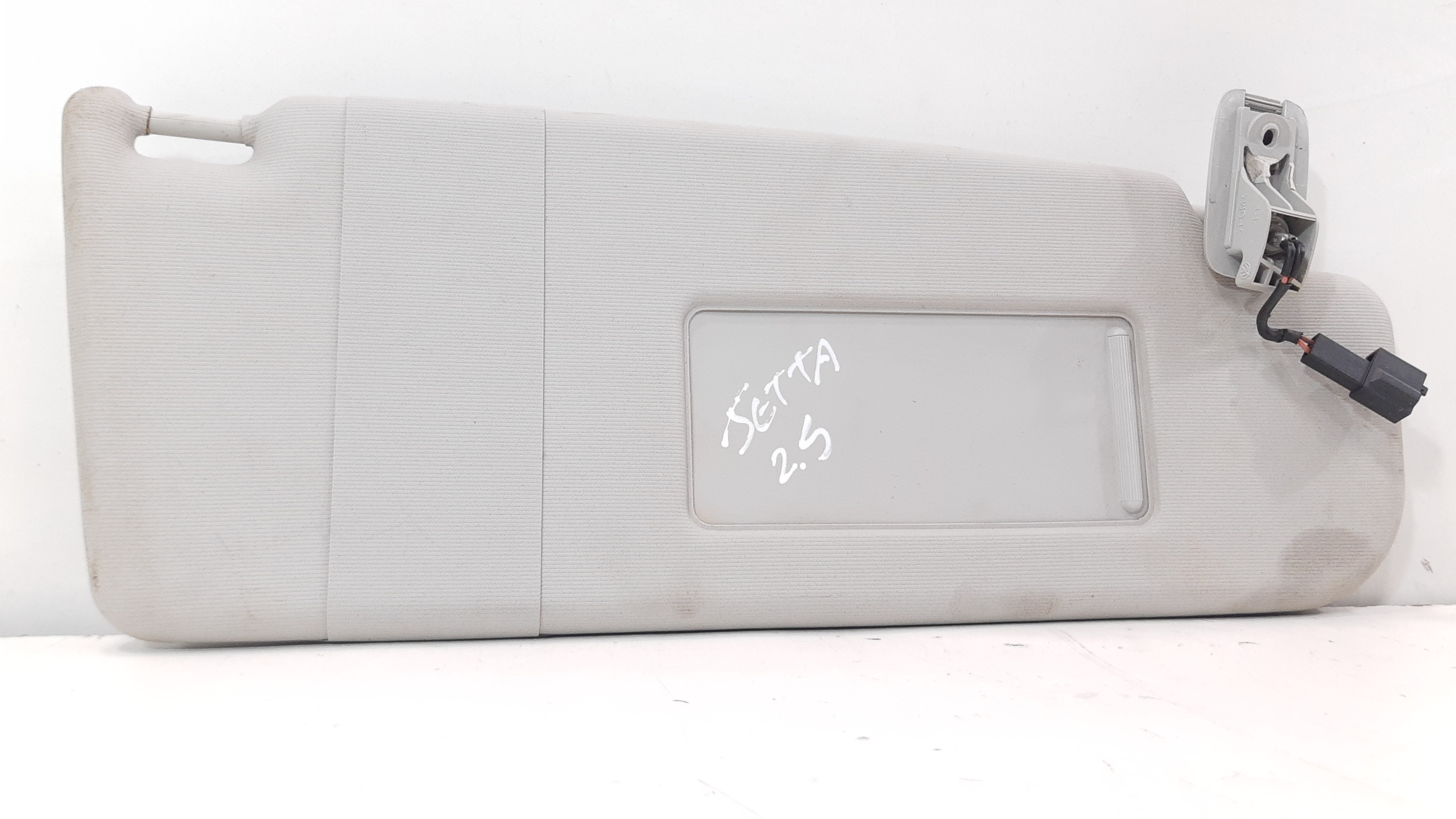 Quebra-sol Direito Vw Jetta 2007 2008 2009 2010 2011 2012