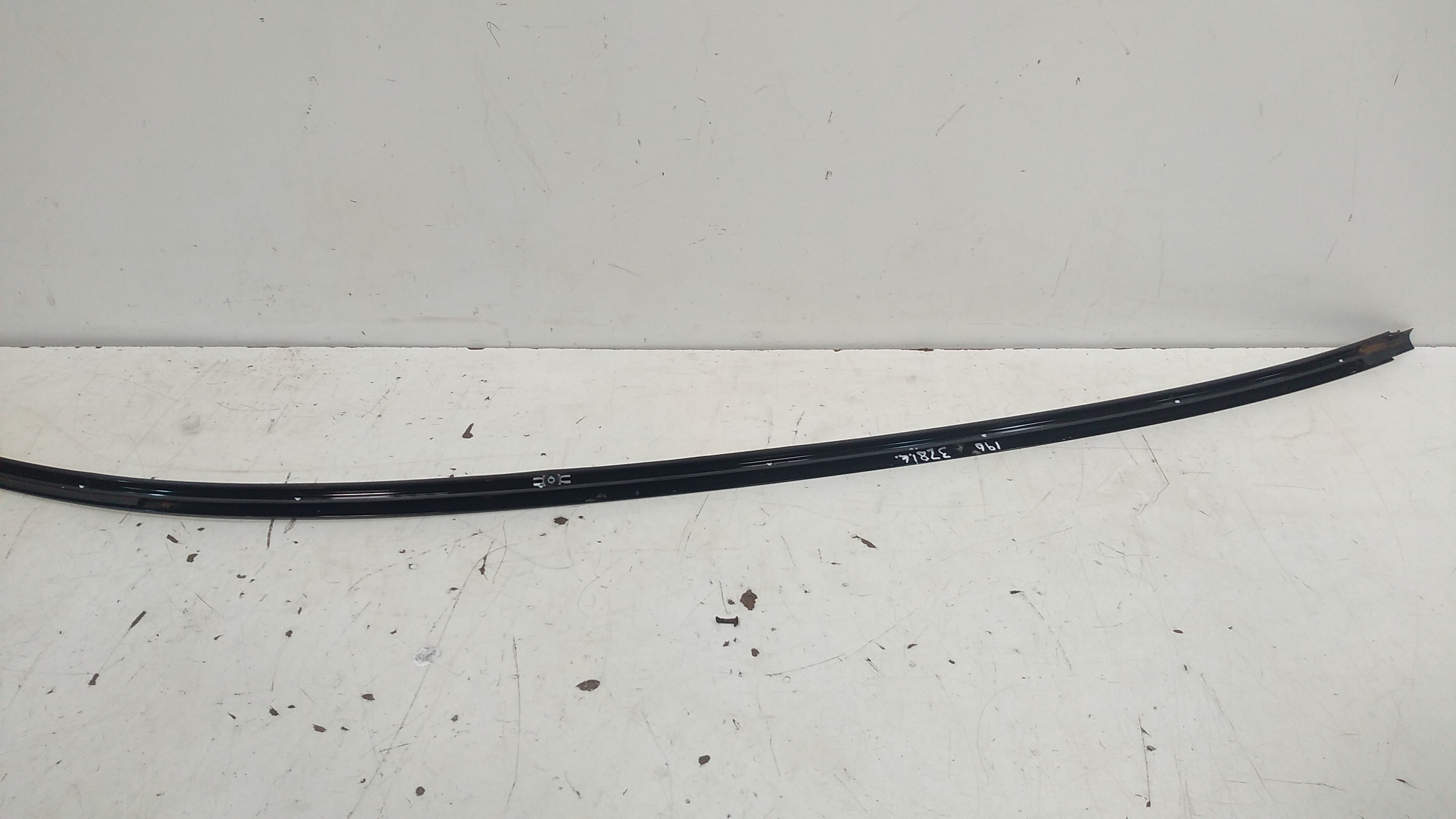 Friso Superior Esquerdo Bmw 328i 2013 2014 2015 2016 2017