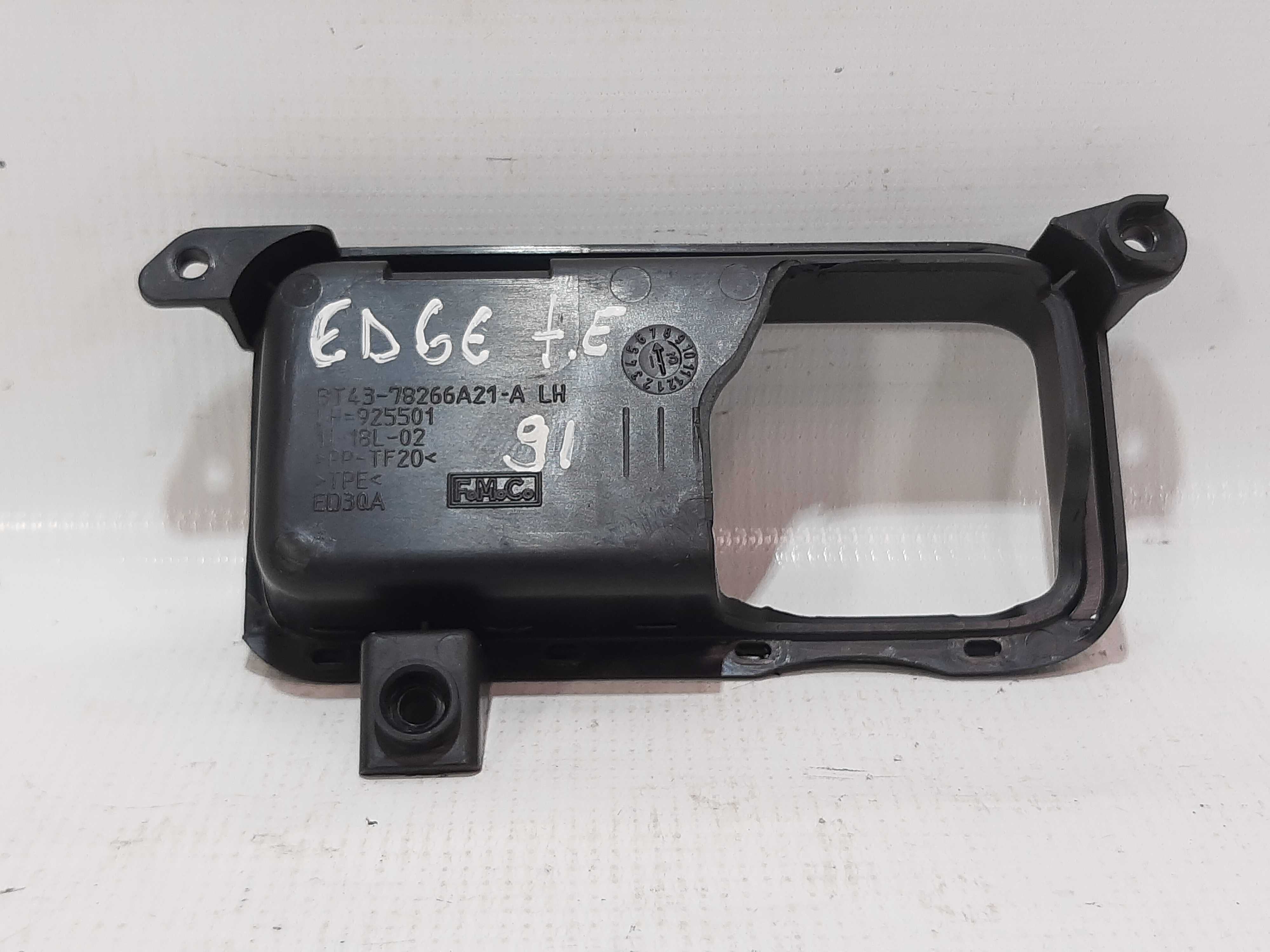 Moldura Maçaneta Traseira Esquerda Ford Edge 2011 A 2015