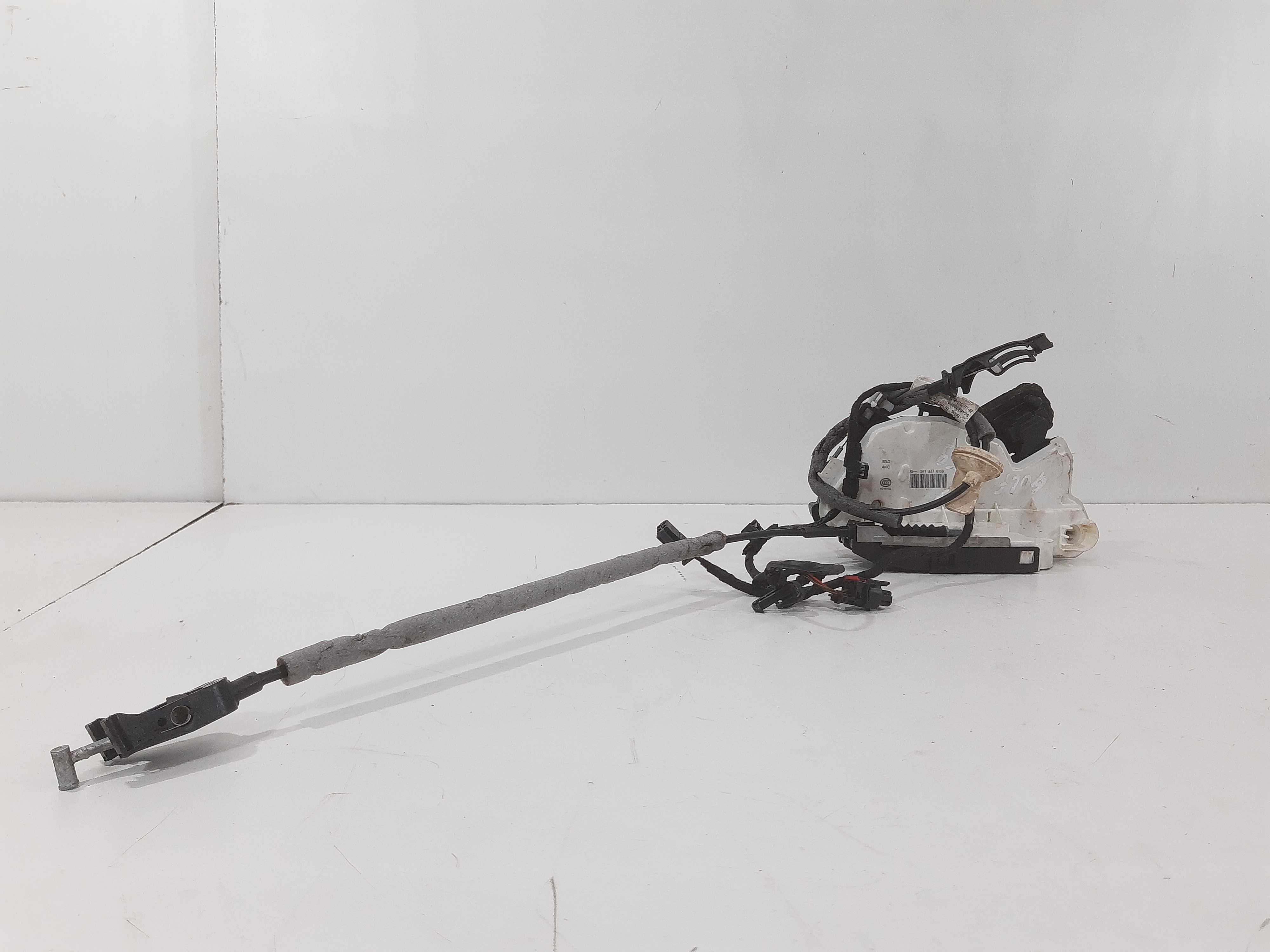 Fechadura Porta Dianteira Esquerda Volkswagen Golf 14 Á 22