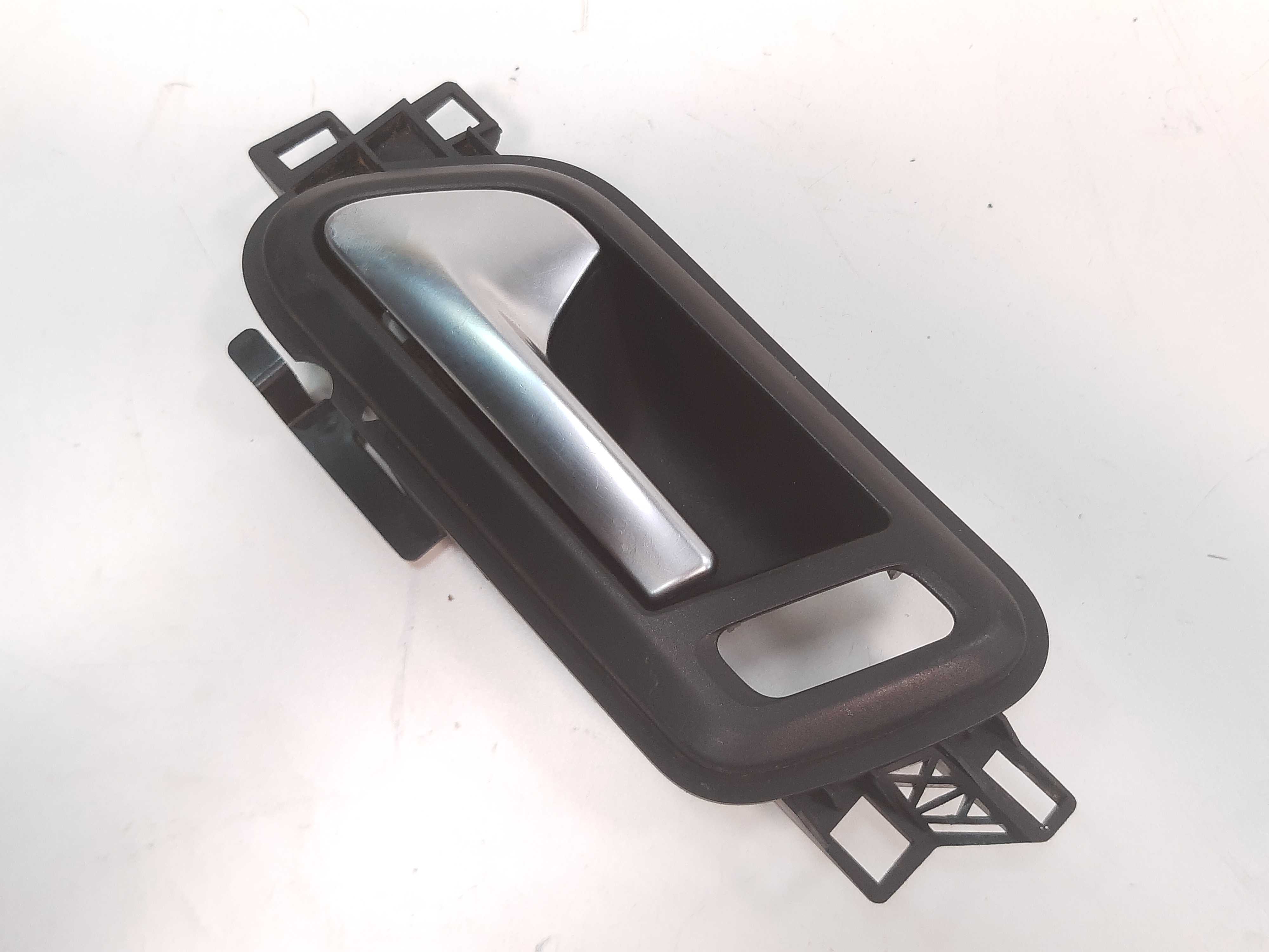 Maçaneta Porta Dianteira Esquerda Vw Amarok 2011 Á 2016 Xx