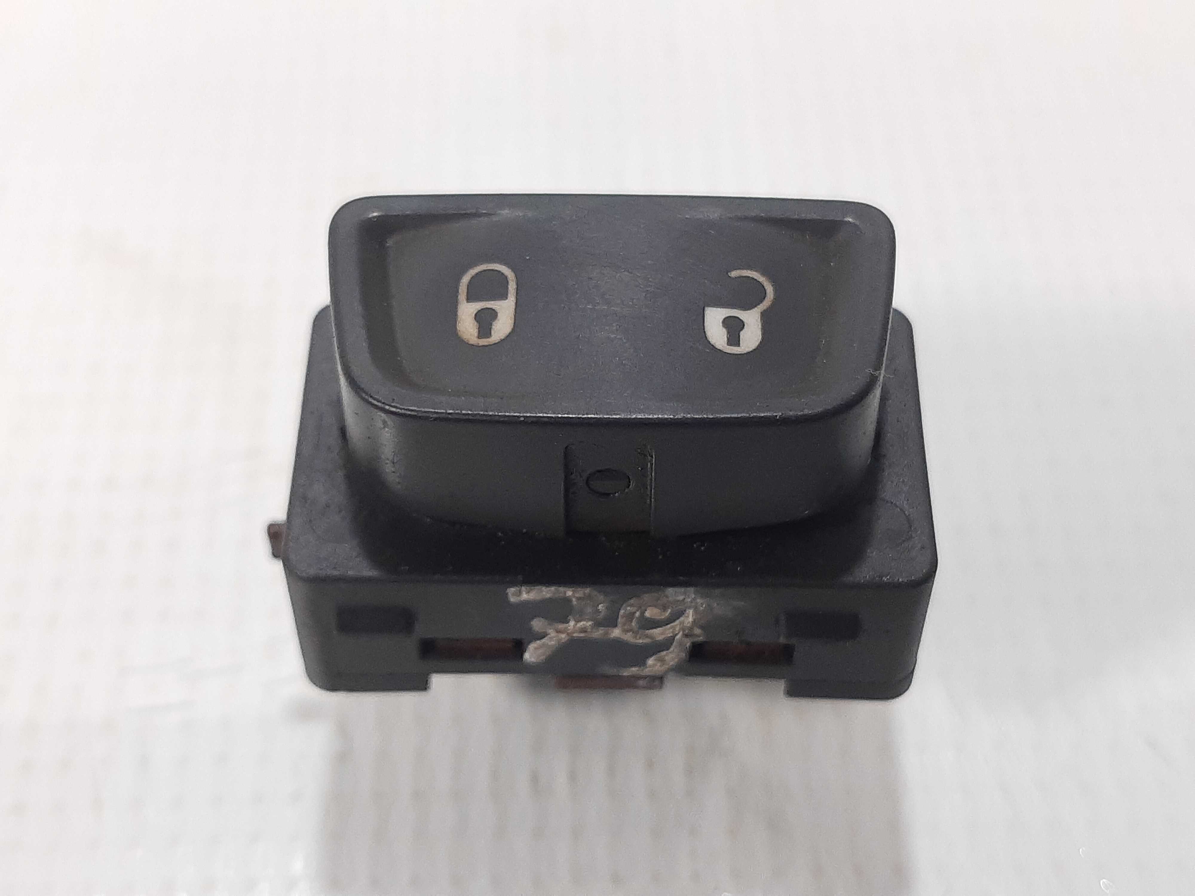 Interruptor Trava Destrava Portas Jeep Renegade 2016 A 2020