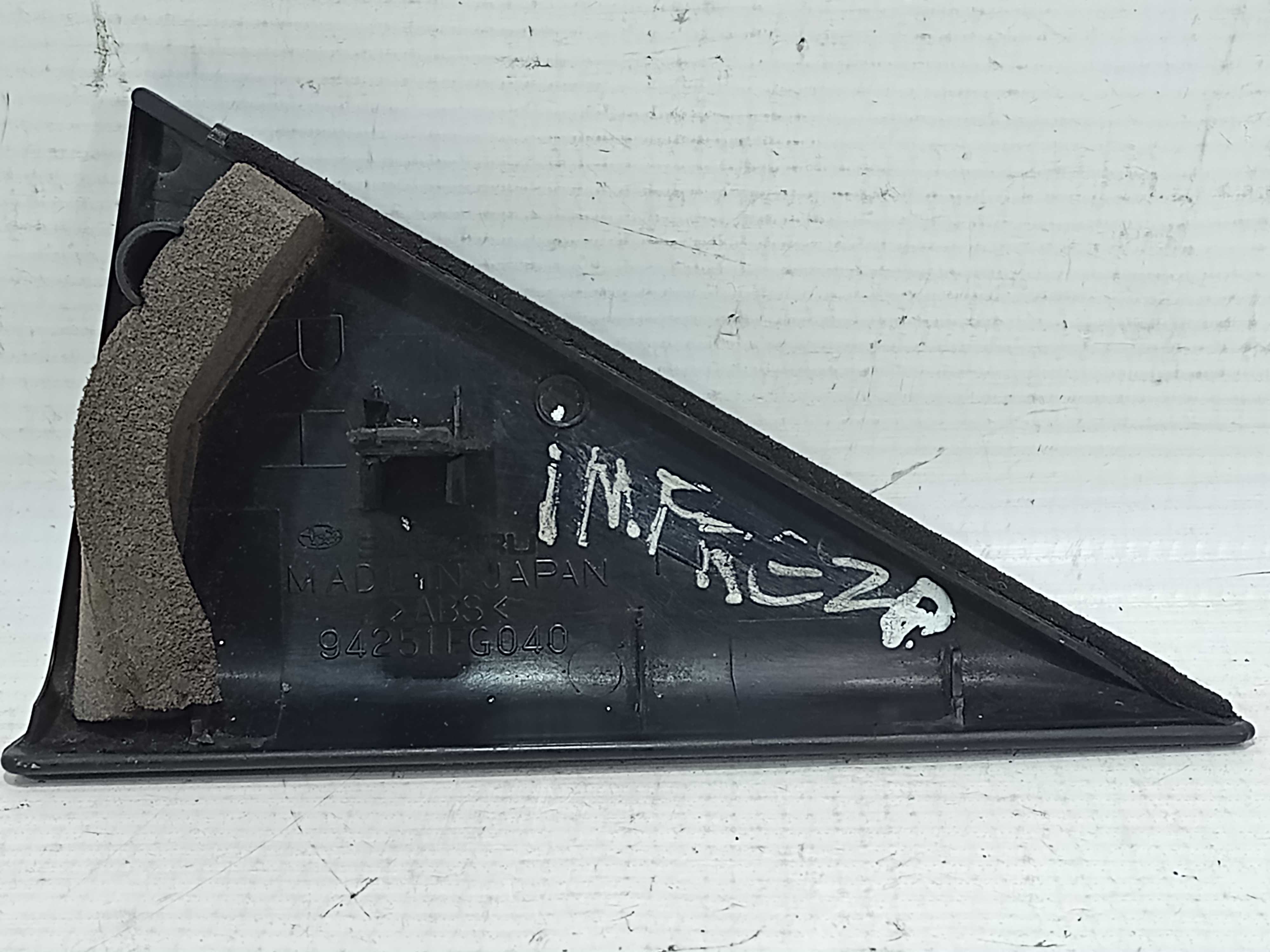 Moldura Interna Retrovisor Direito Impreza 2007 Á 2013 Preta