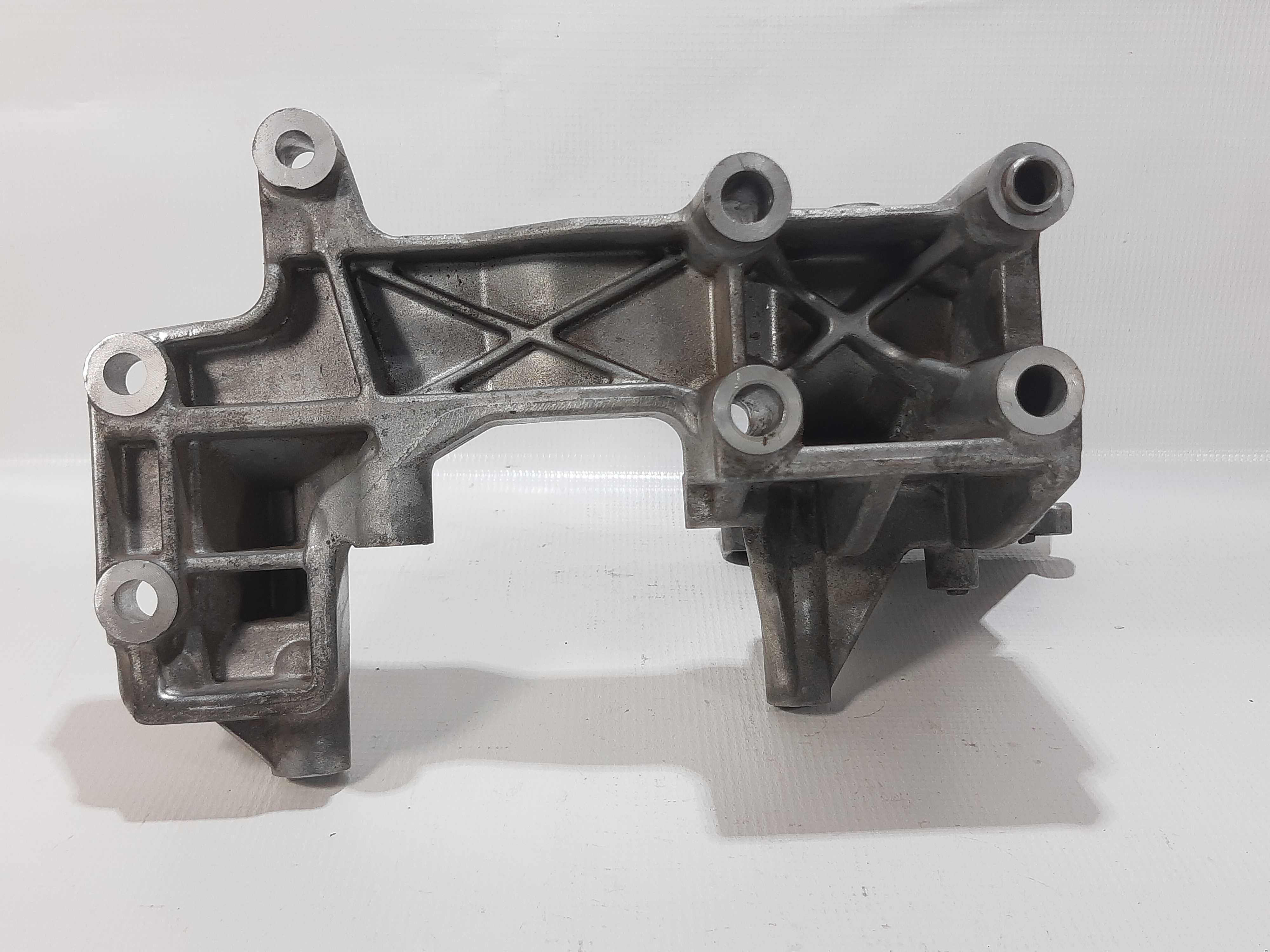 Suporte Alternador Outlander Asx 2.0 2012 2013 2014 2015