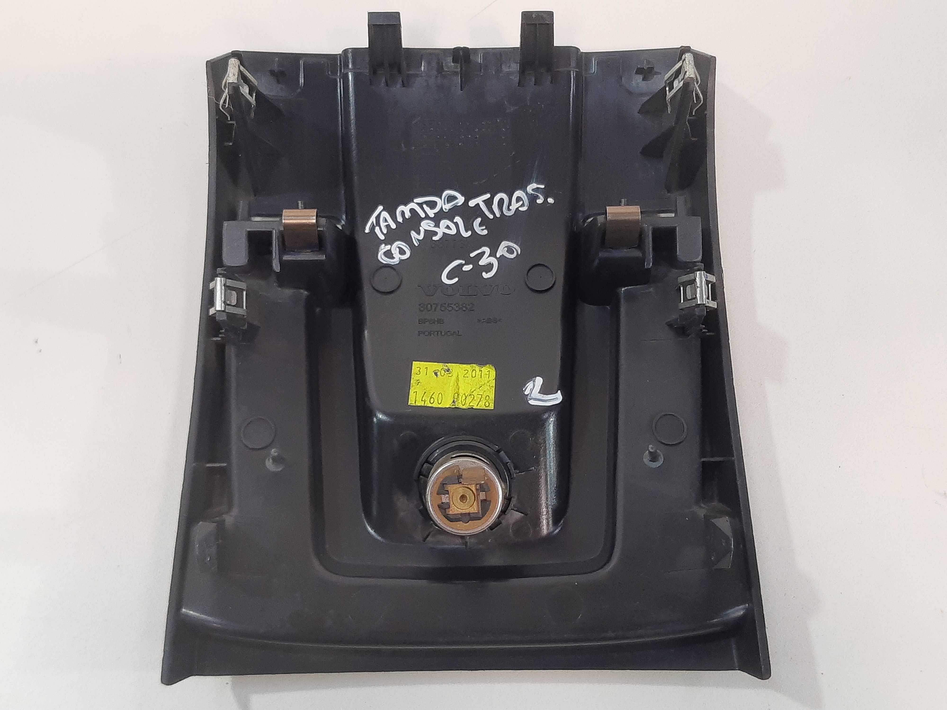 Moldura Tomada 12v Console Traseiro Volvo C30 2006 A 2011